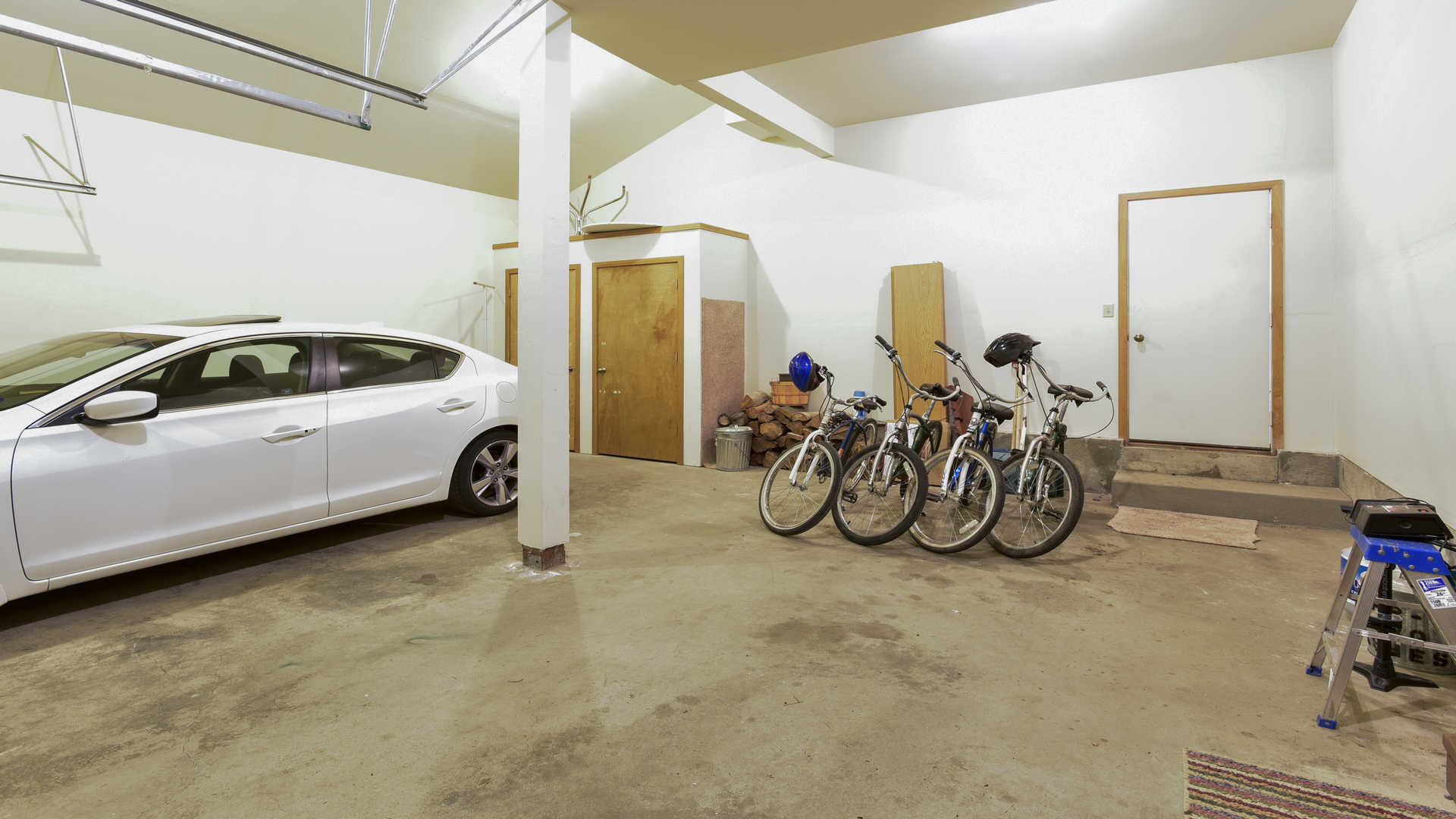 57671 Poplar Lane, 23