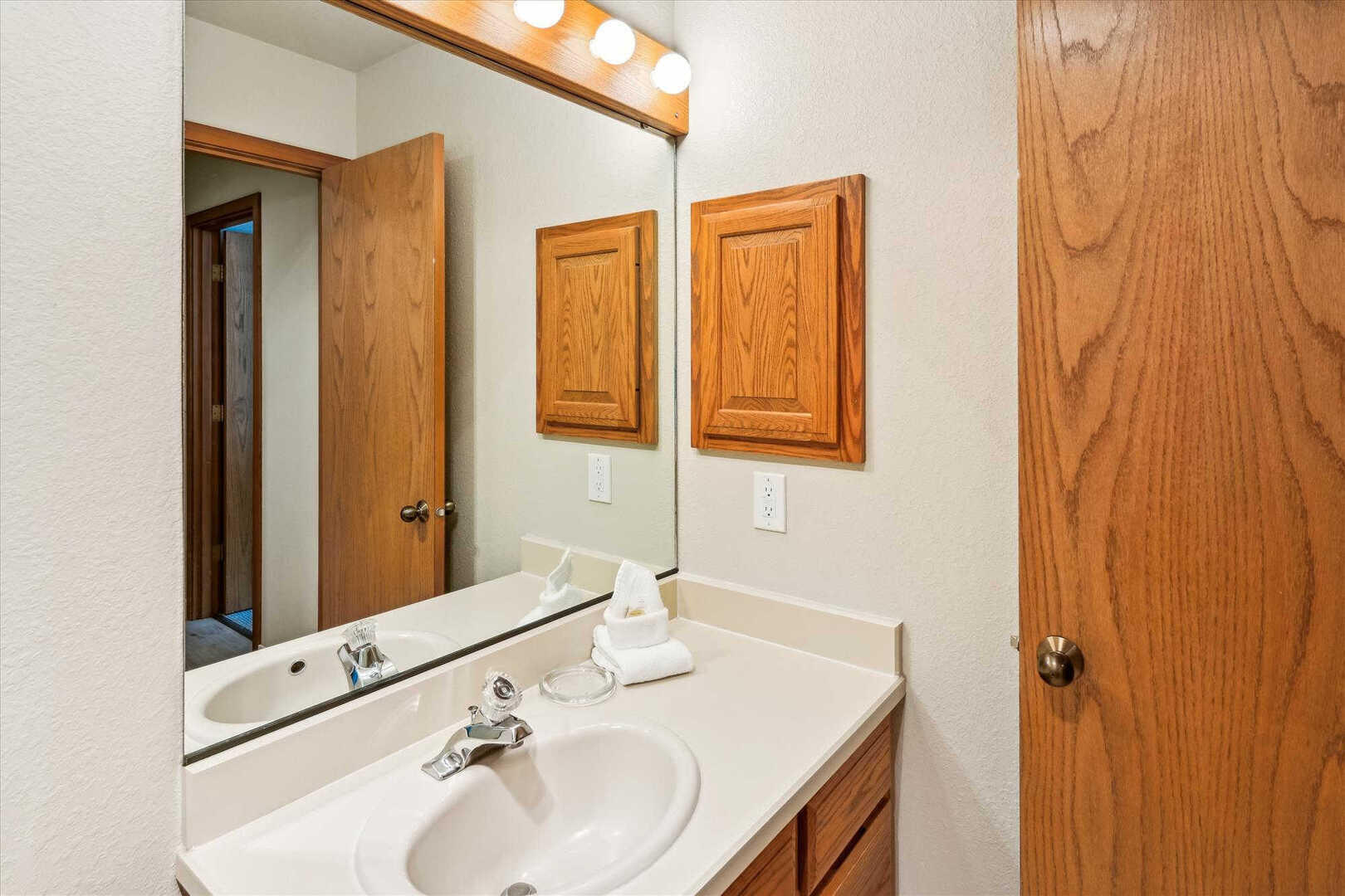 57671 Poplar Lane, 23