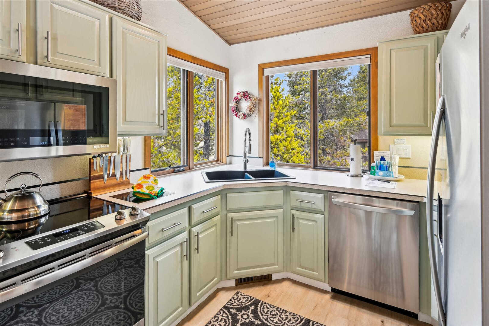 57671 Poplar Lane, 23