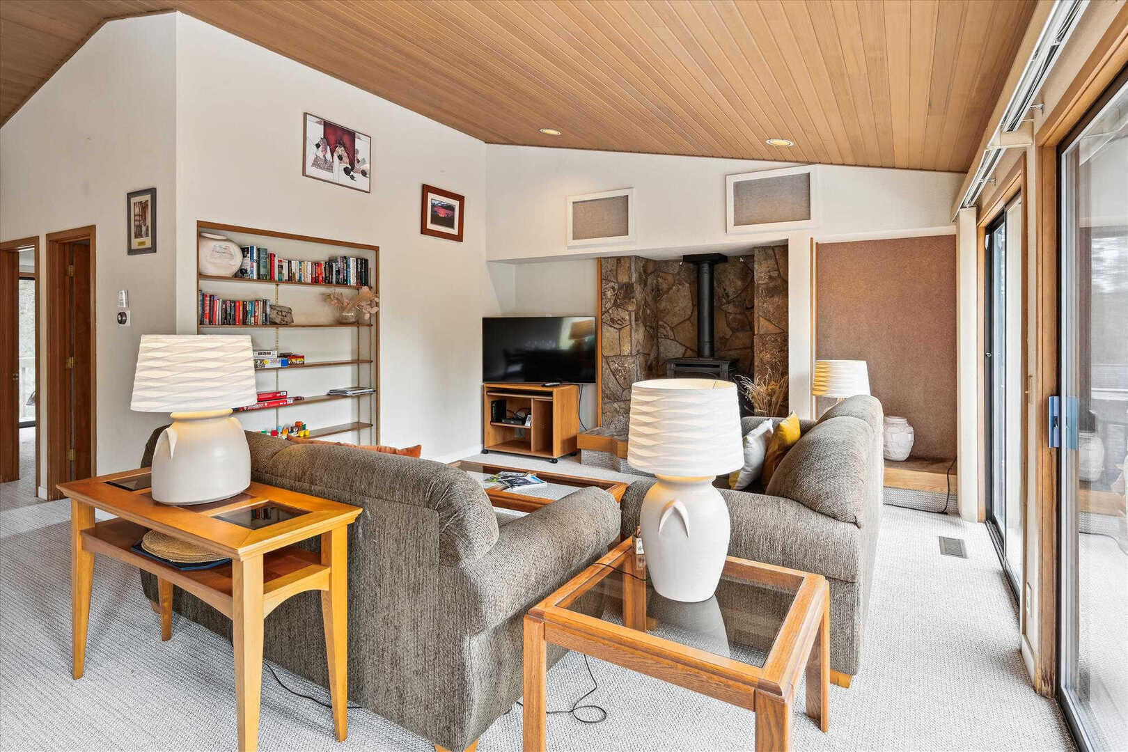 57671 Poplar Lane, 23