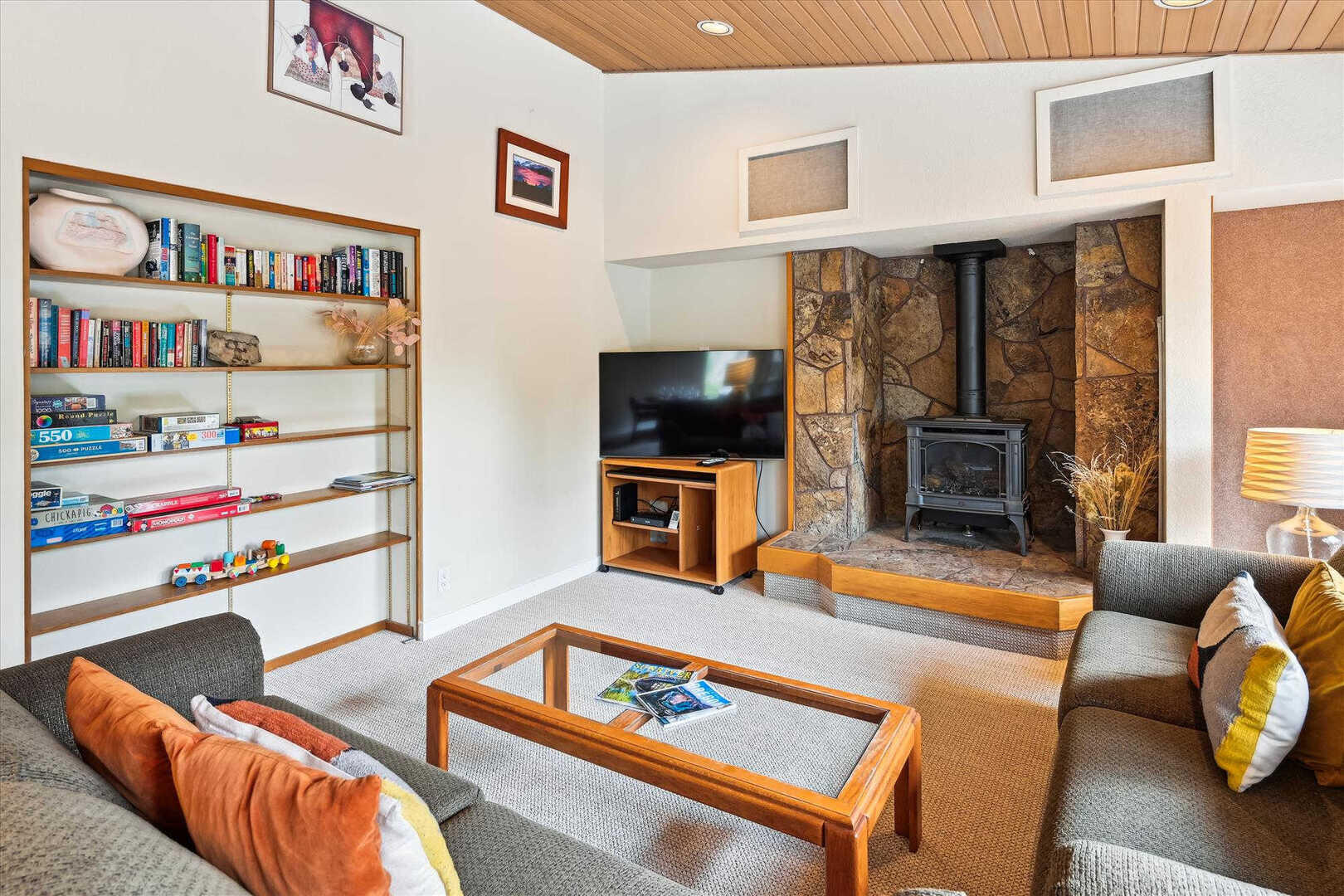 57671 Poplar Lane, 23