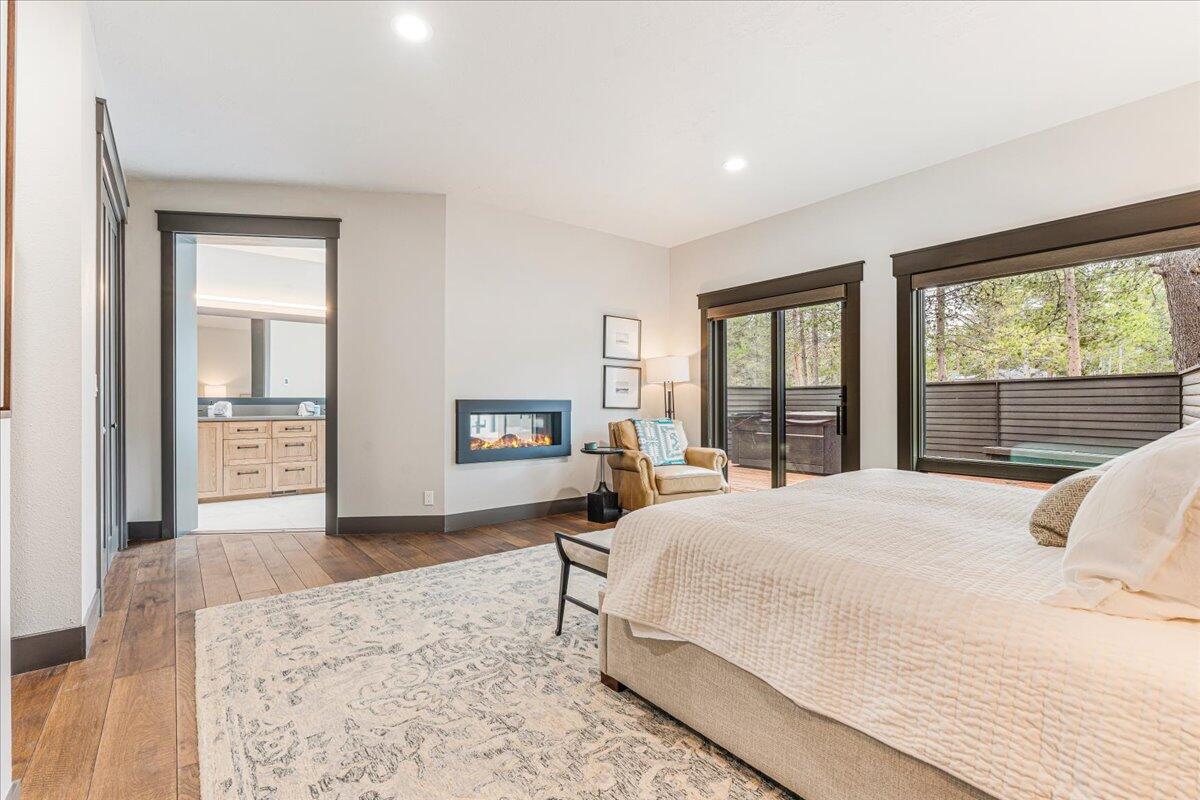 57688 Vine Maple Lane