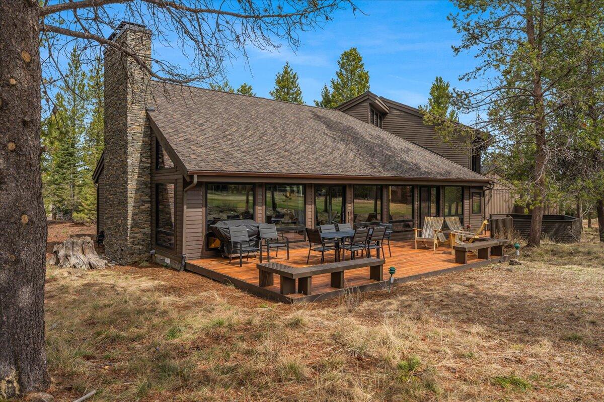 57688 Vine Maple Lane