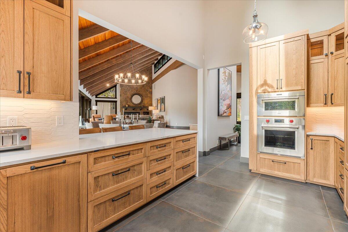 57688 Vine Maple Lane