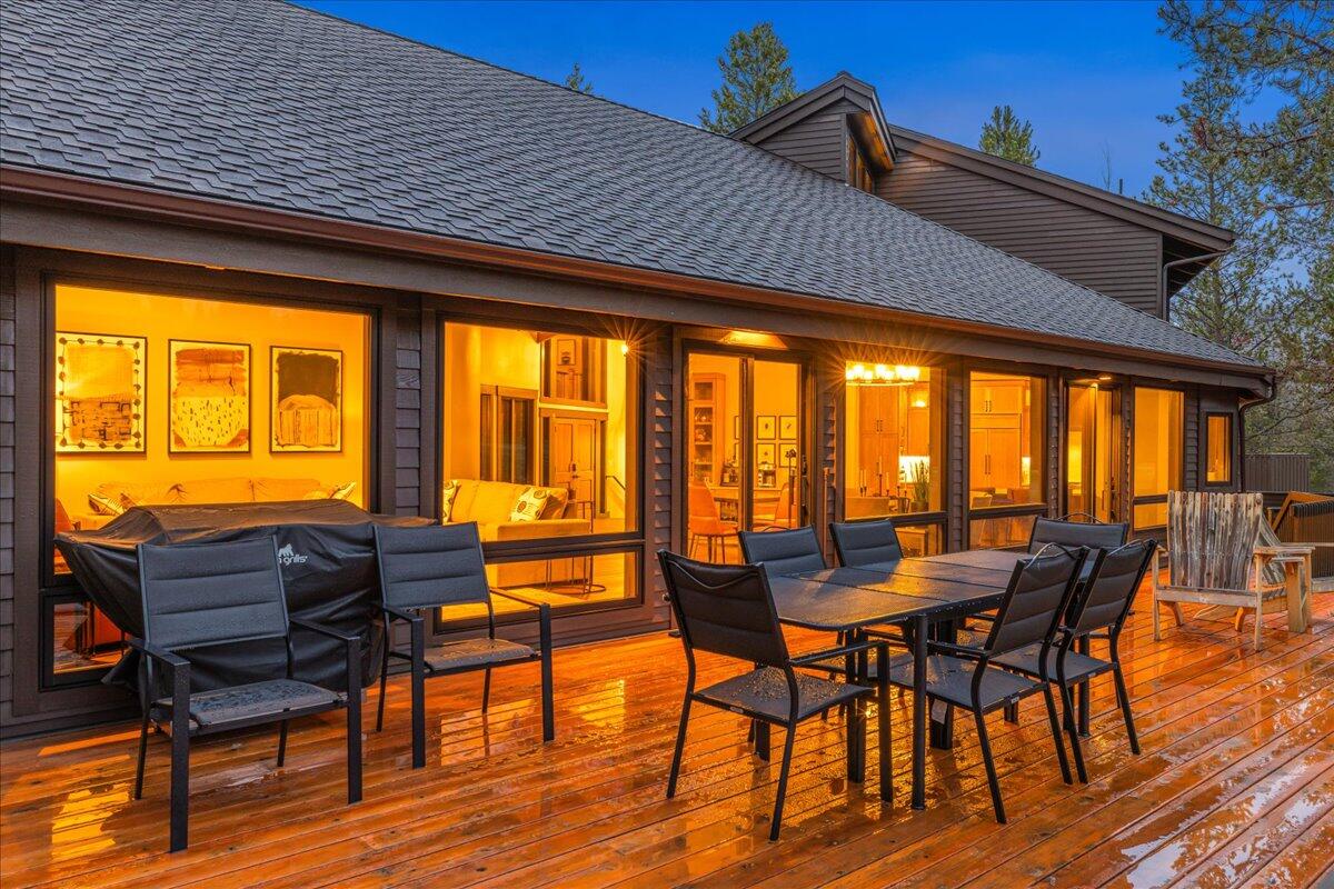 57688 Vine Maple Lane