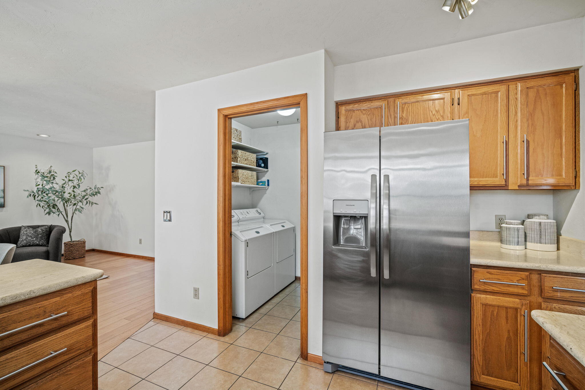 2561 NE 6th Street