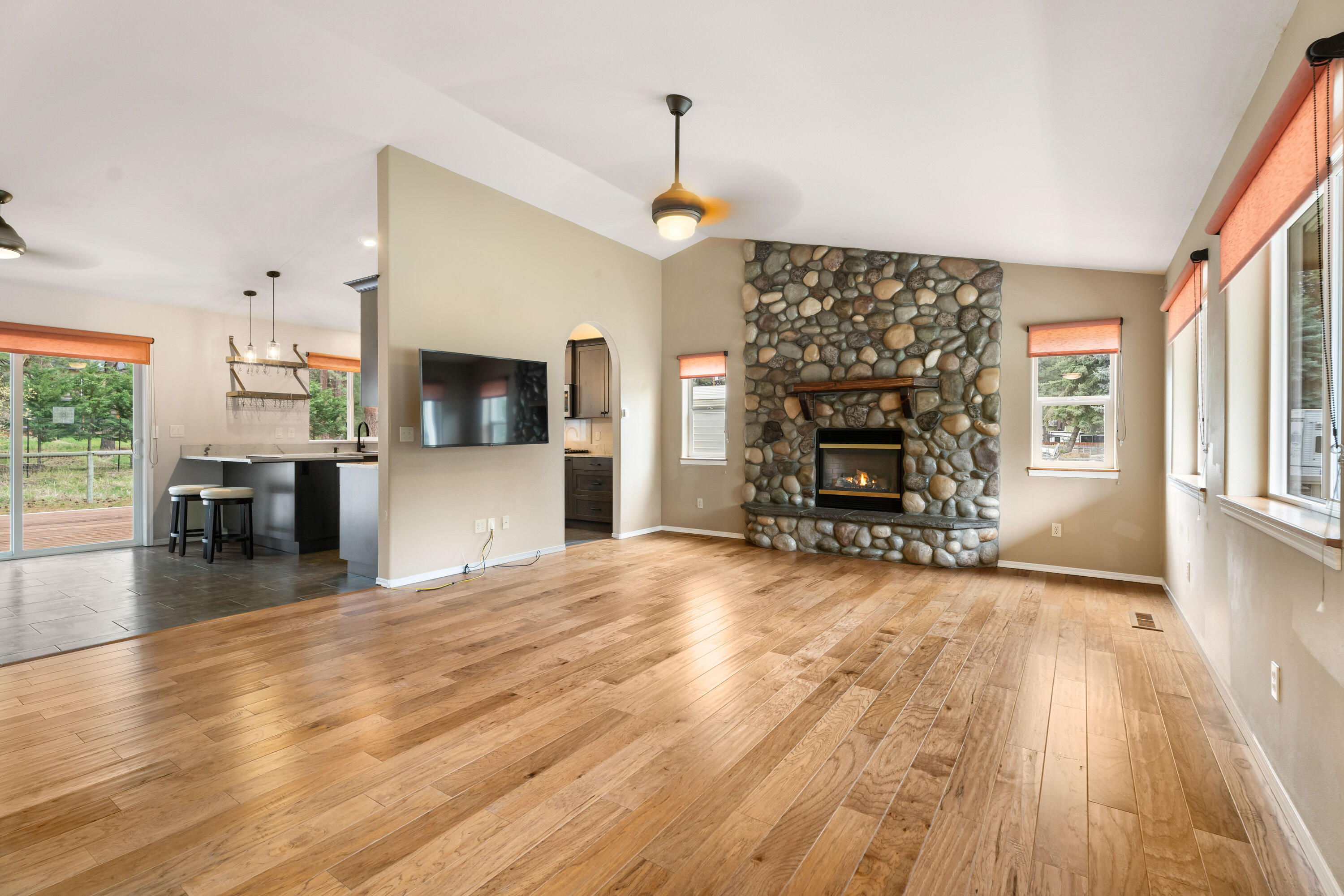 19405 Indian Summer Road