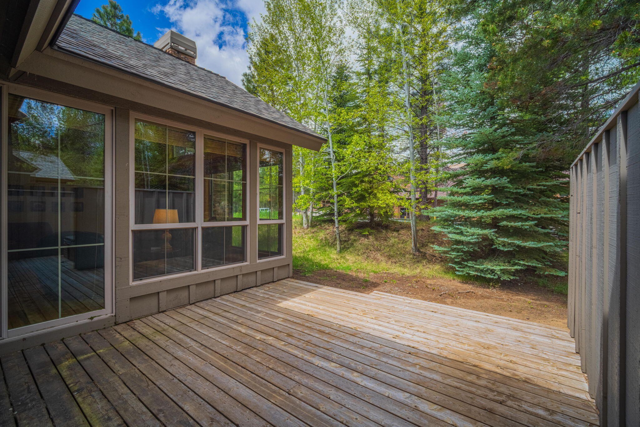57178  Evergreen Loop, 24