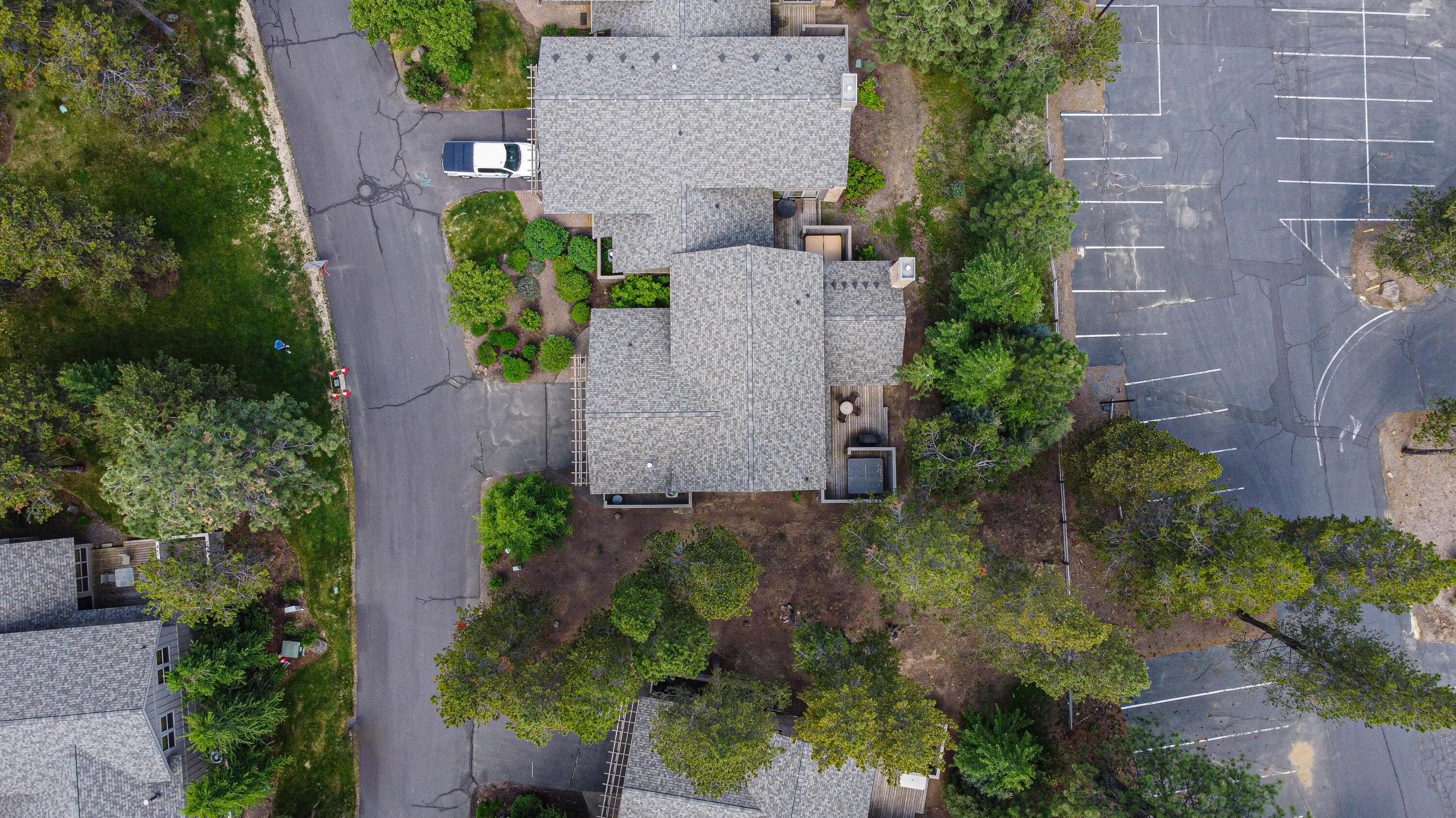57178  Evergreen Loop, 24