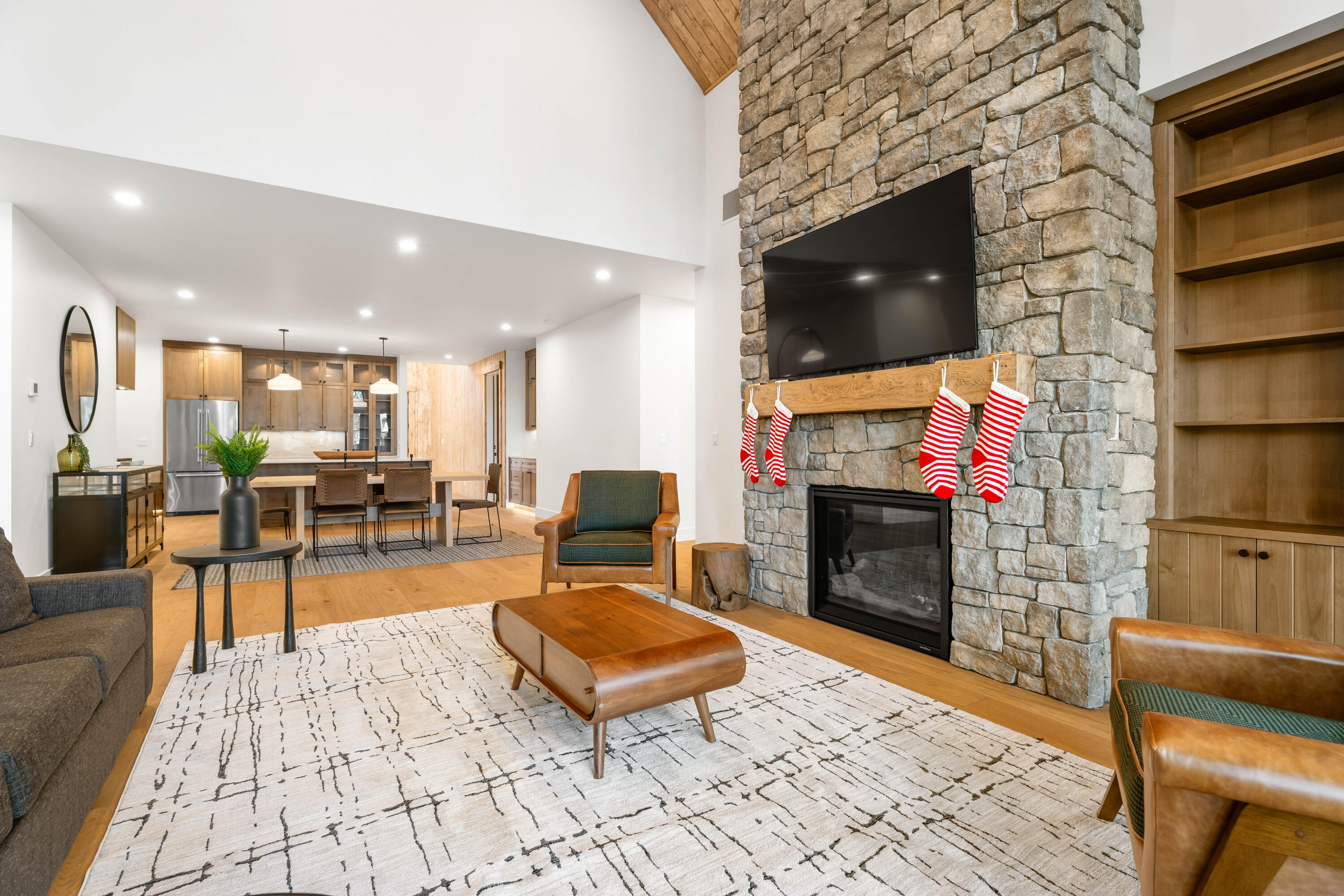 18211 Basalt Lane, 328