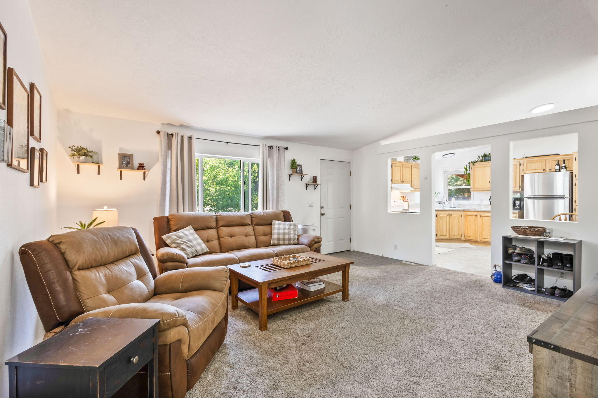 16133 Del Pino Drive