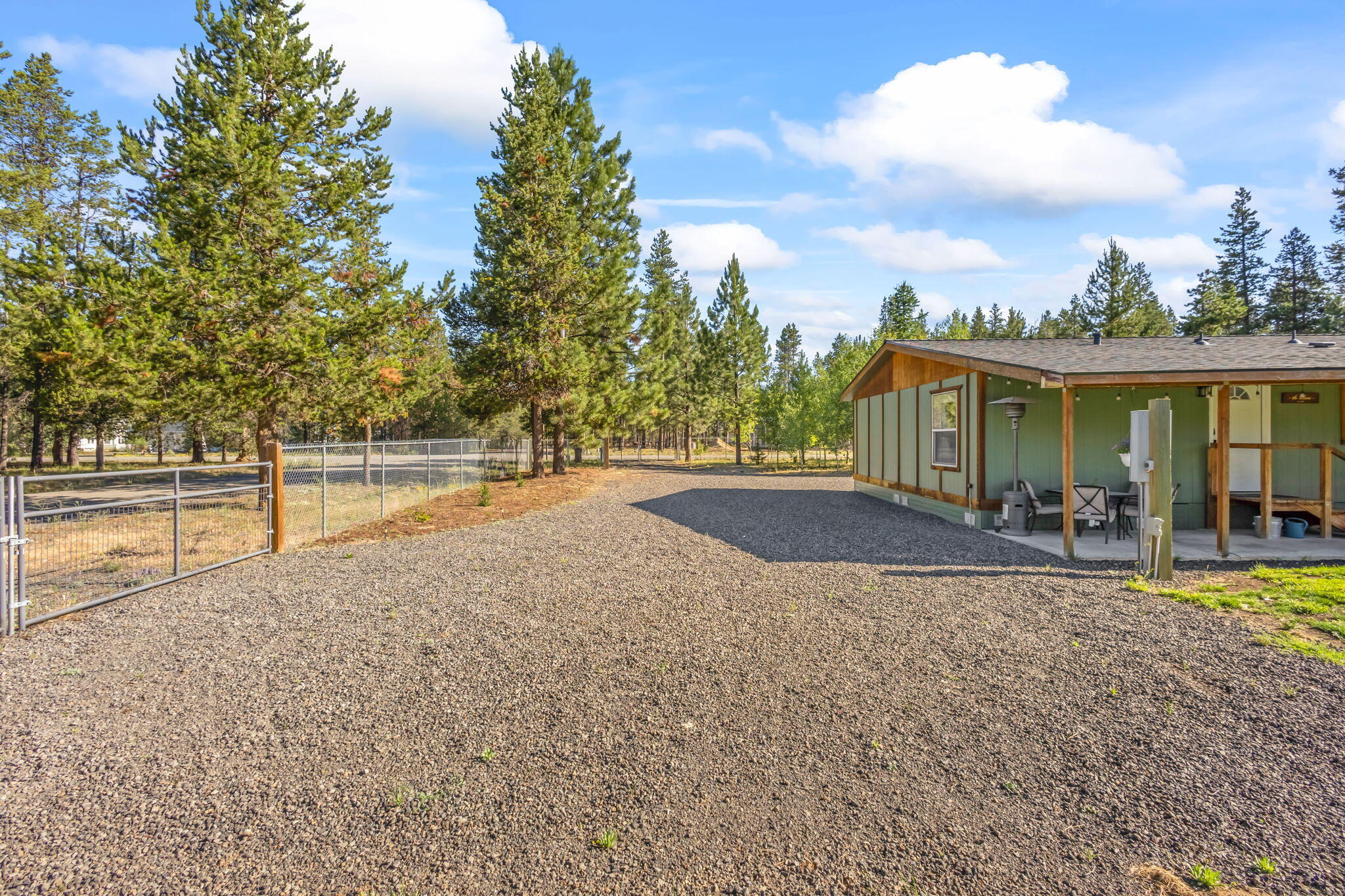 16133 Del Pino Drive