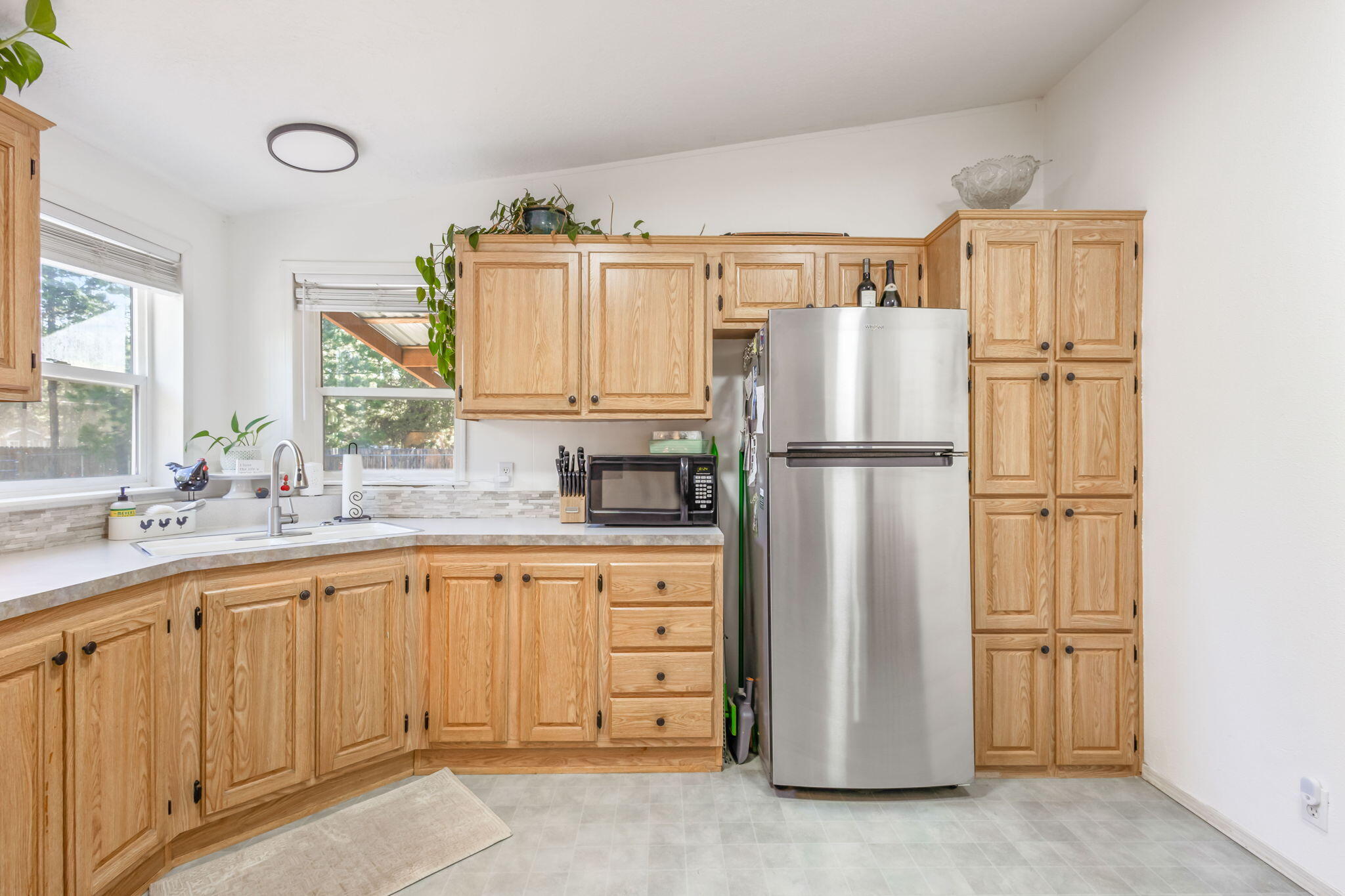 16133 Del Pino Drive