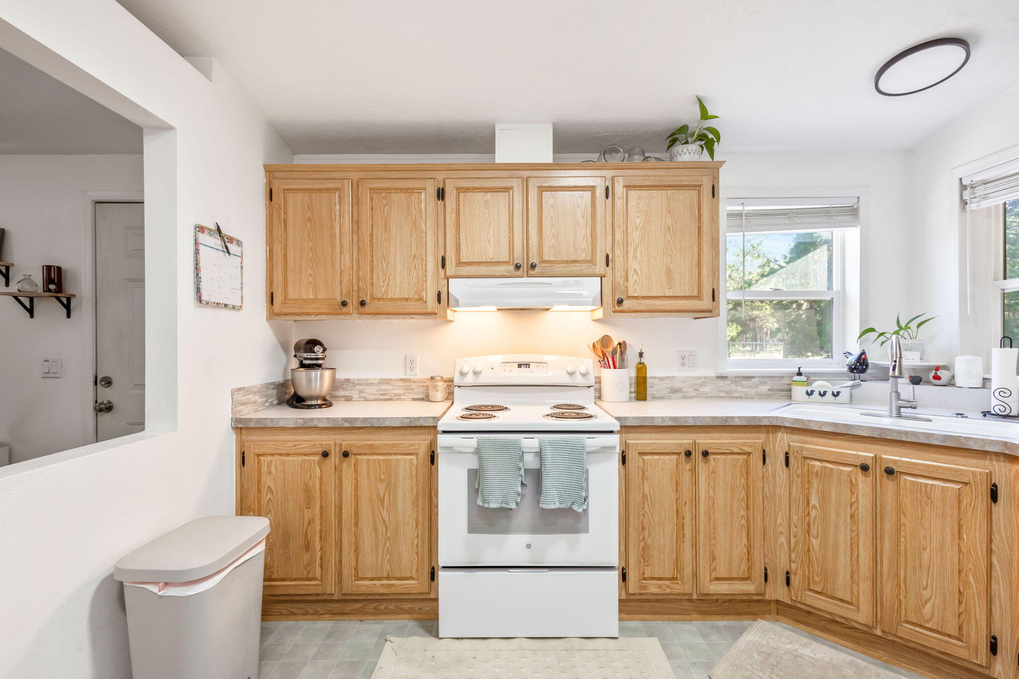 16133 Del Pino Drive