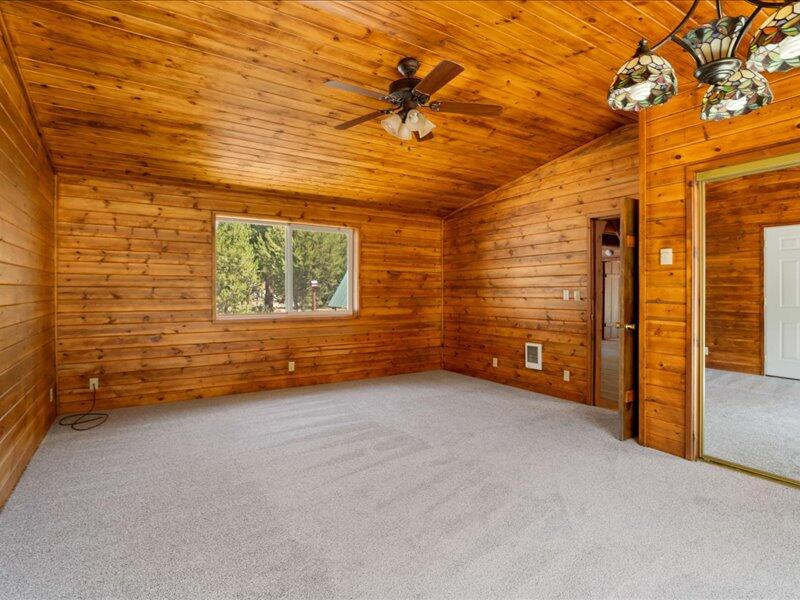 15675 Twin Drive