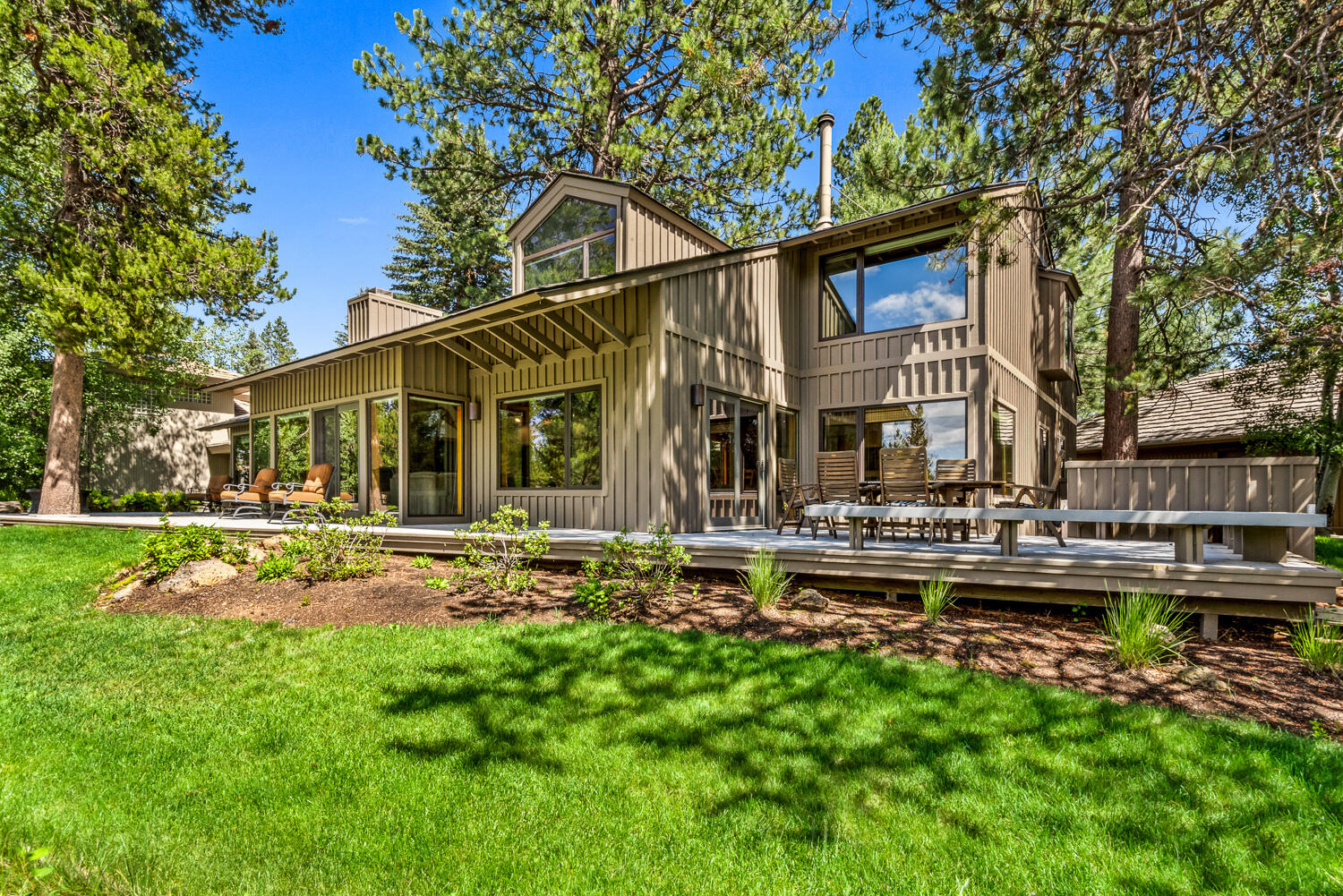 58051 Trophy Lane, 8