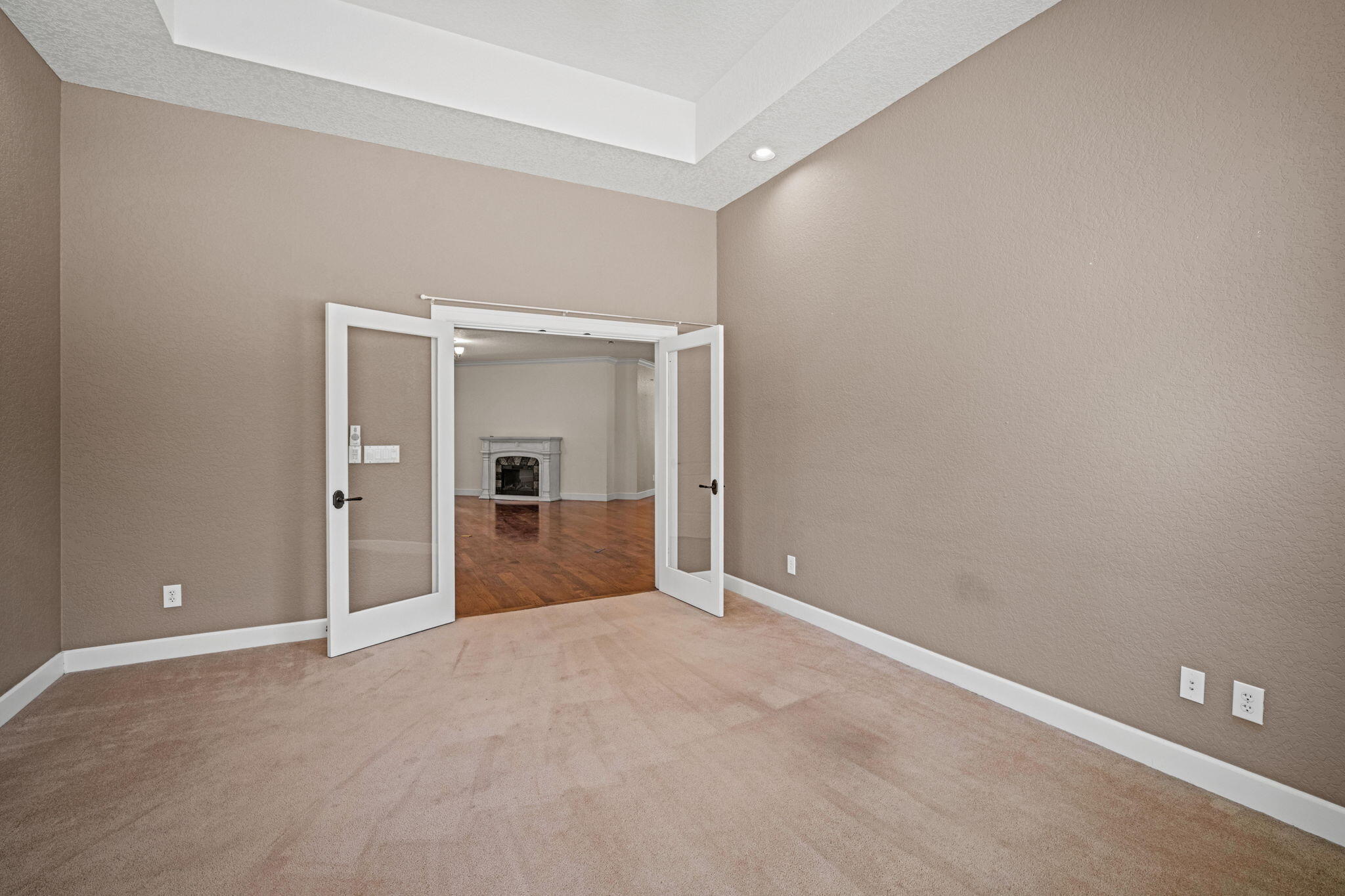 17045 Shawnee Circle