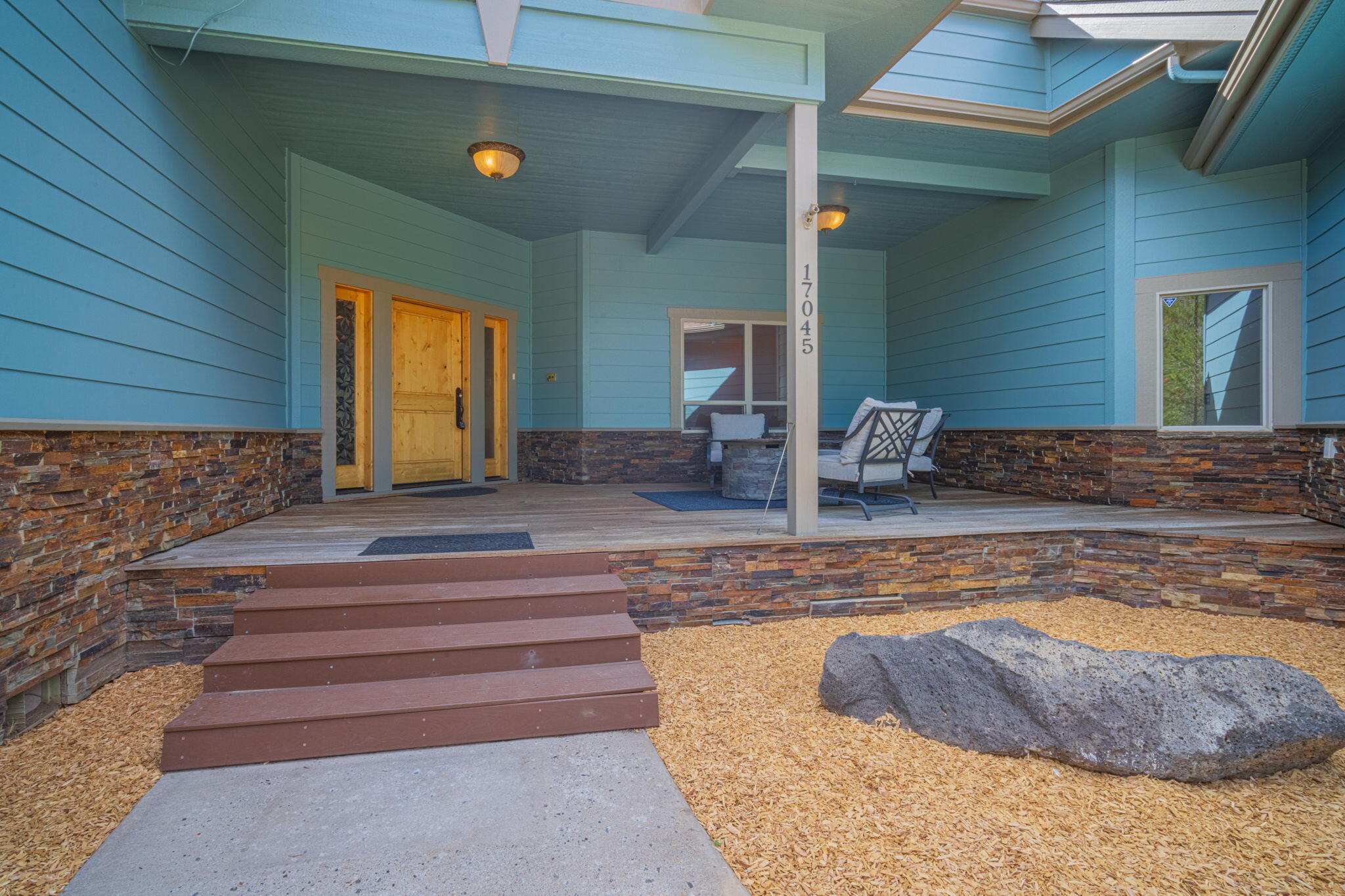 17045 Shawnee Circle