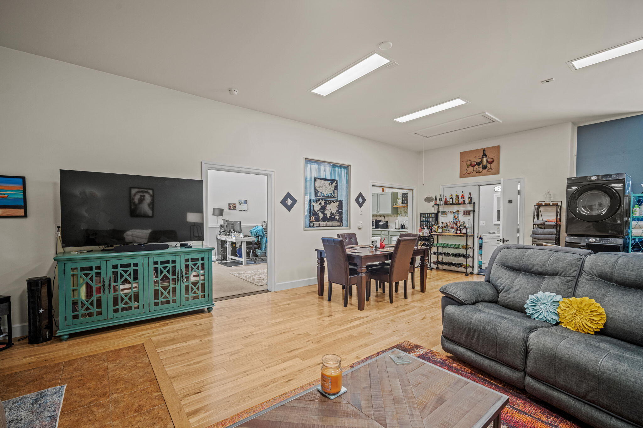 17045 Shawnee Circle