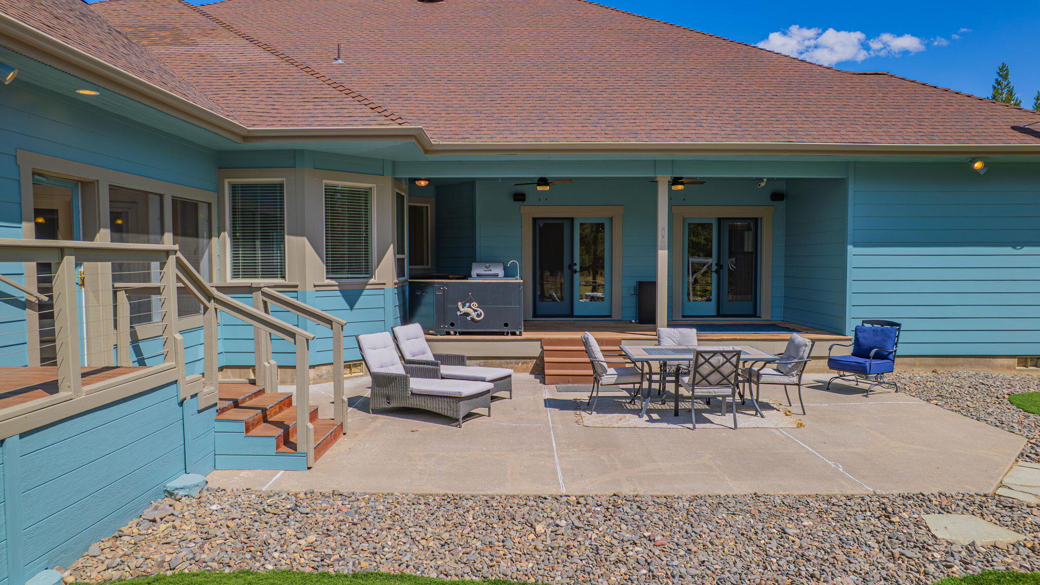 17045 Shawnee Circle