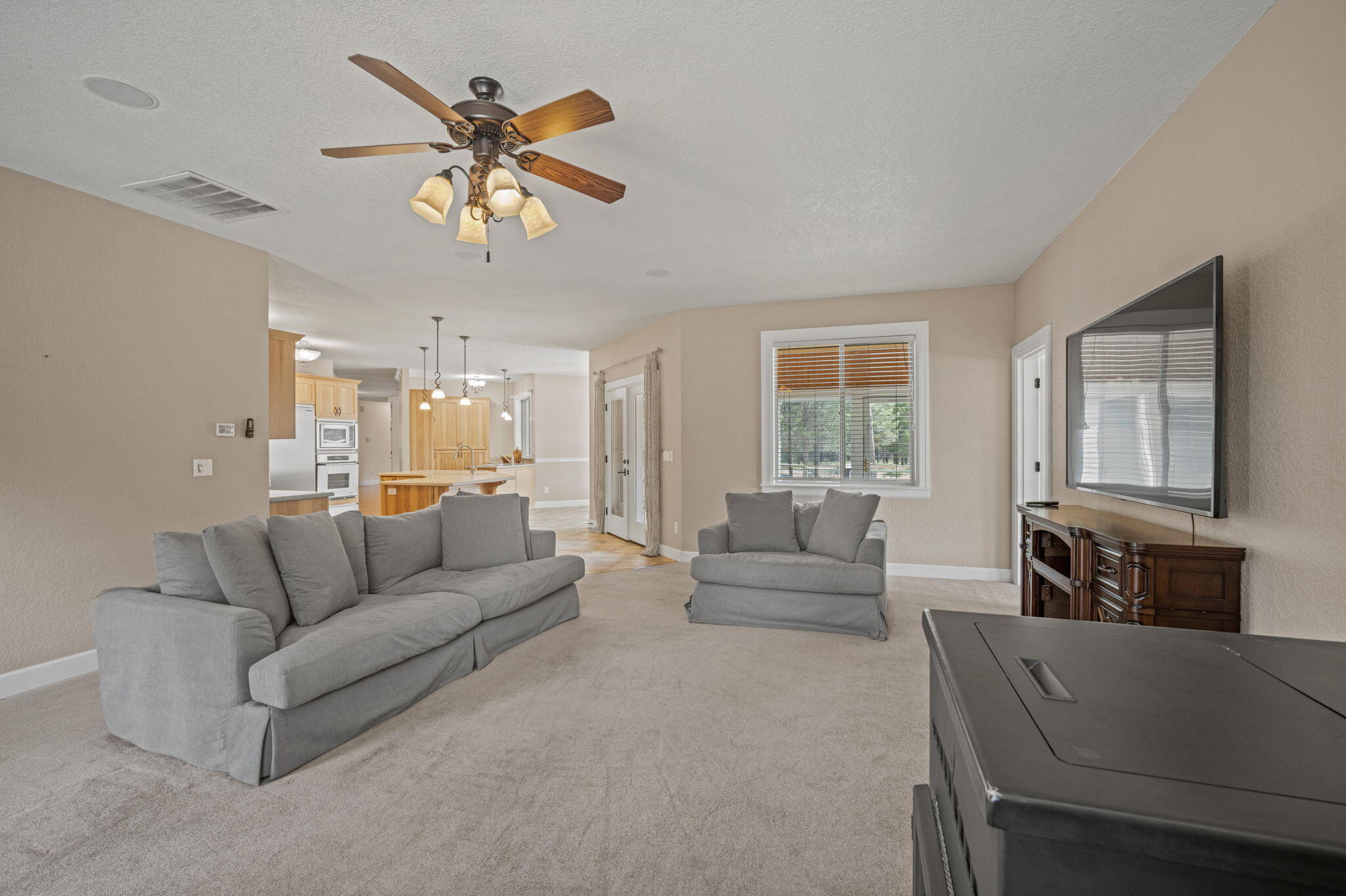 17045 Shawnee Circle