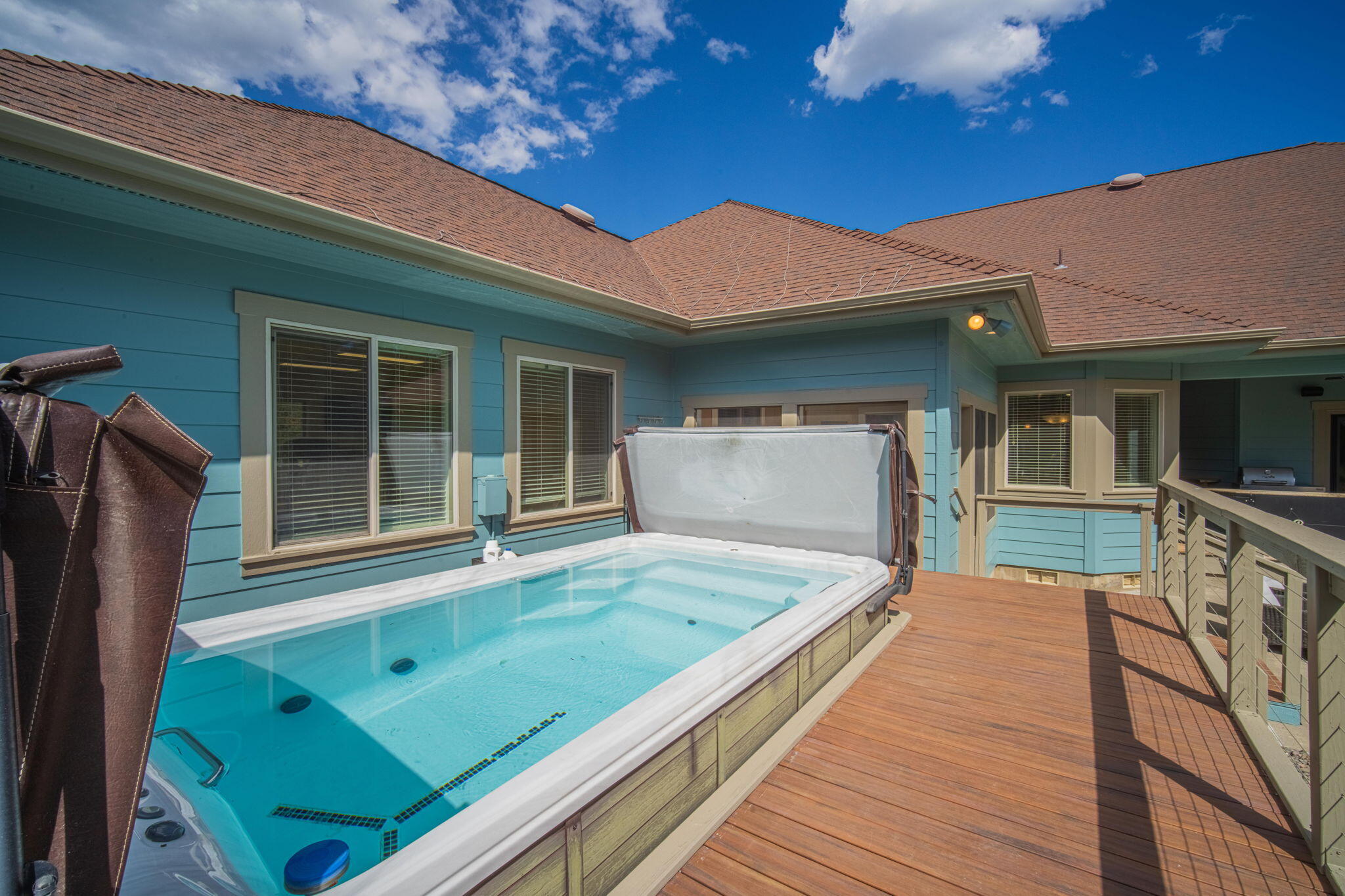 17045 Shawnee Circle