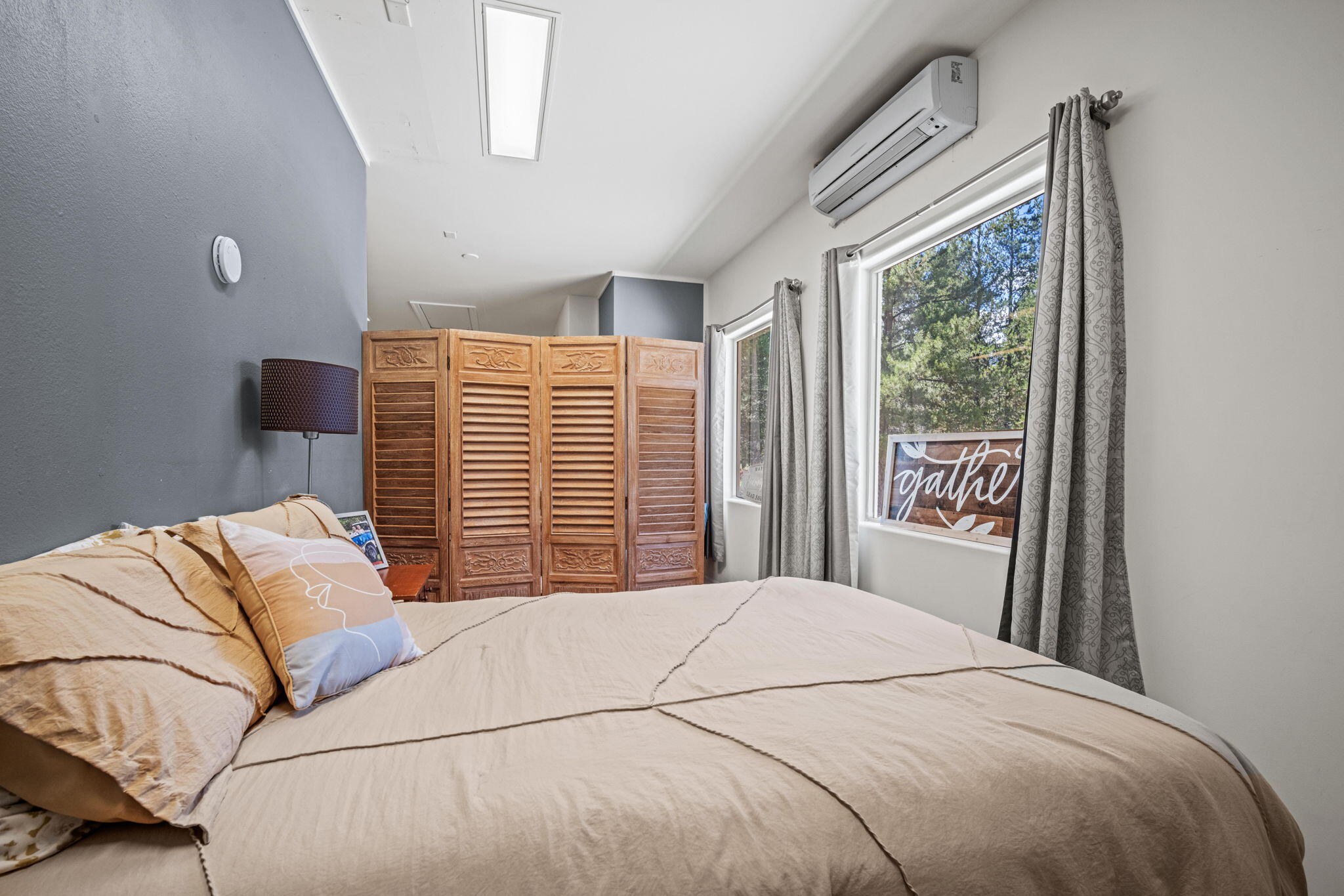 17045 Shawnee Circle