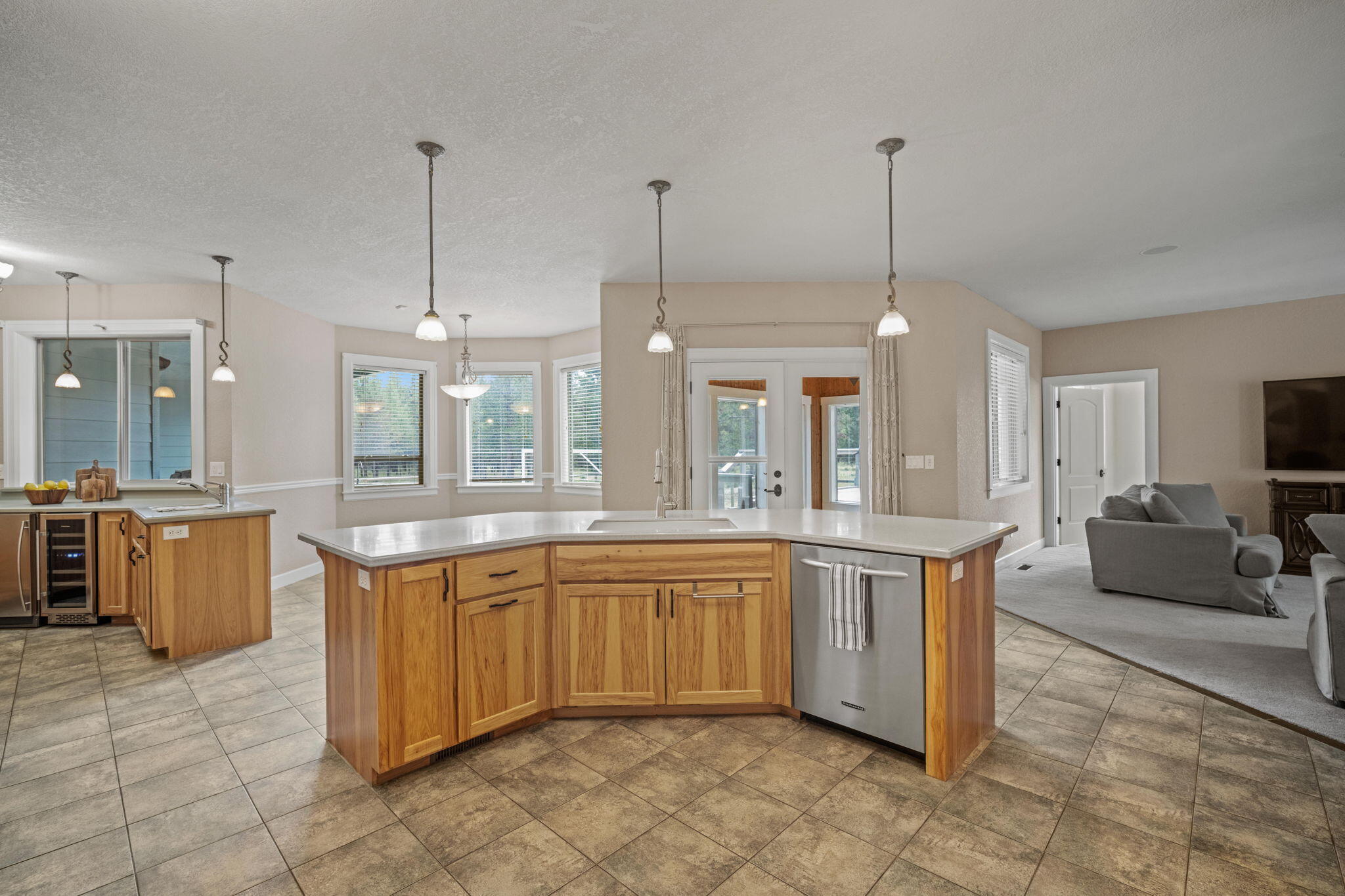 17045 Shawnee Circle