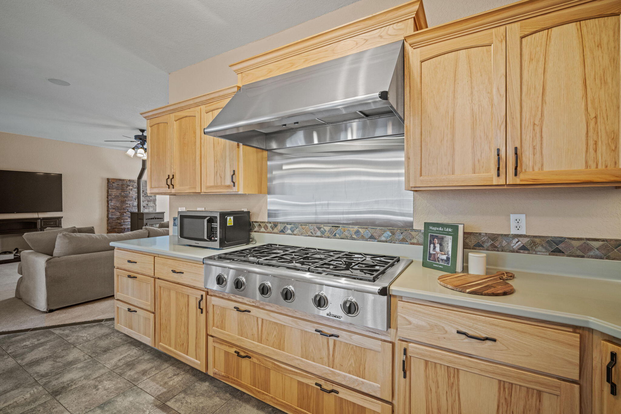 17045 Shawnee Circle