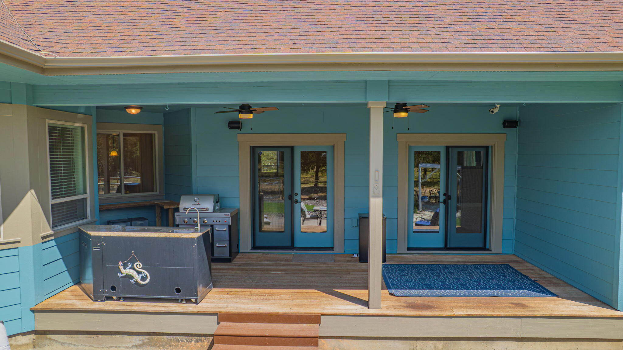 17045 Shawnee Circle