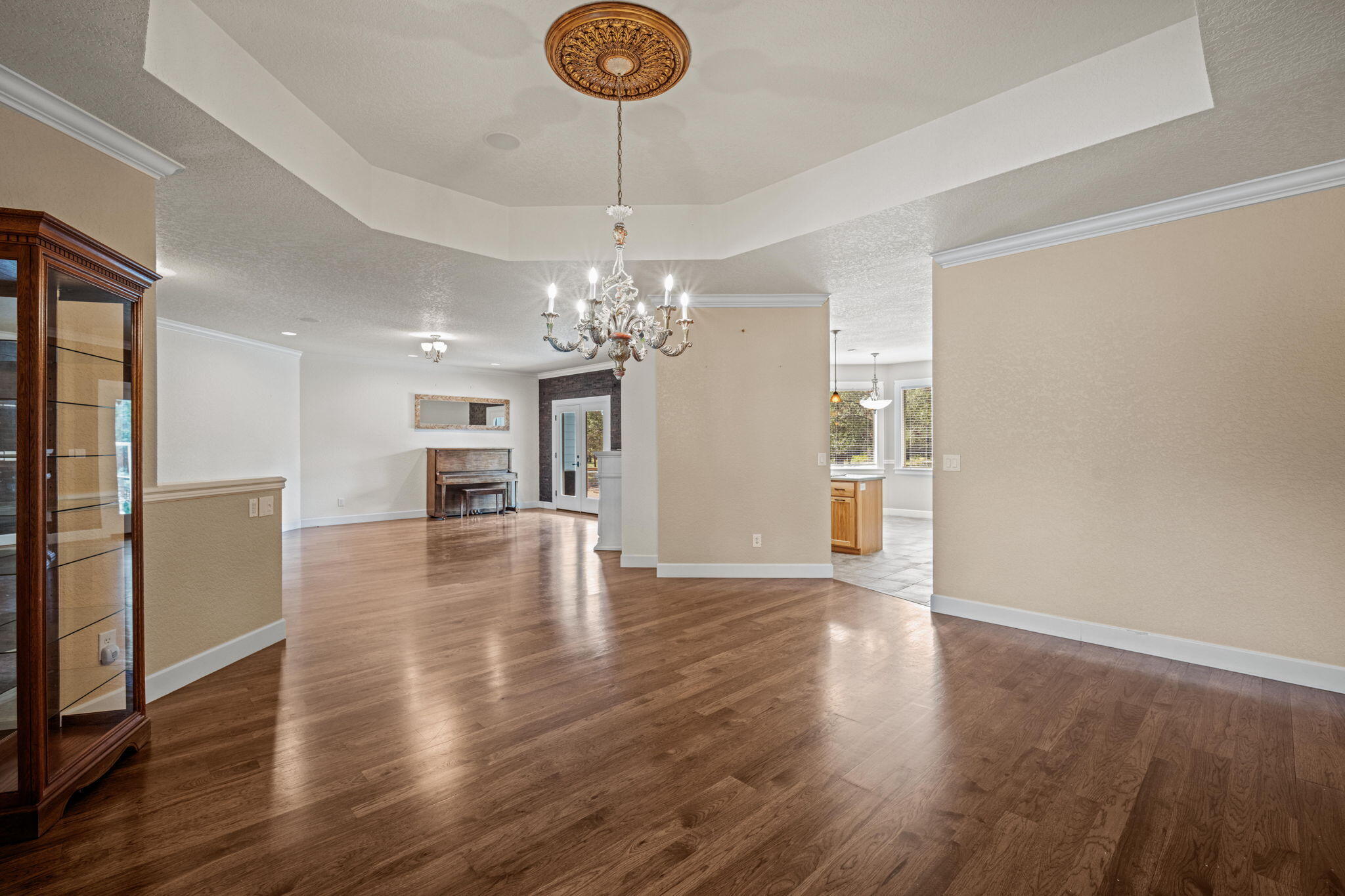 17045 Shawnee Circle