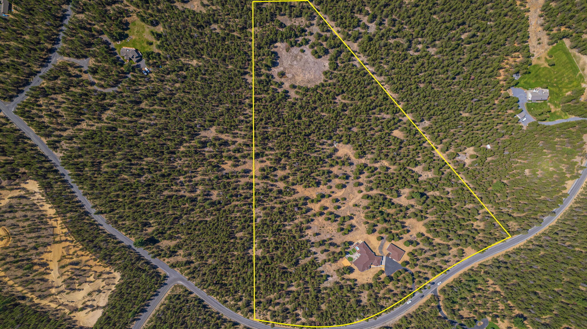 17045 Shawnee Circle