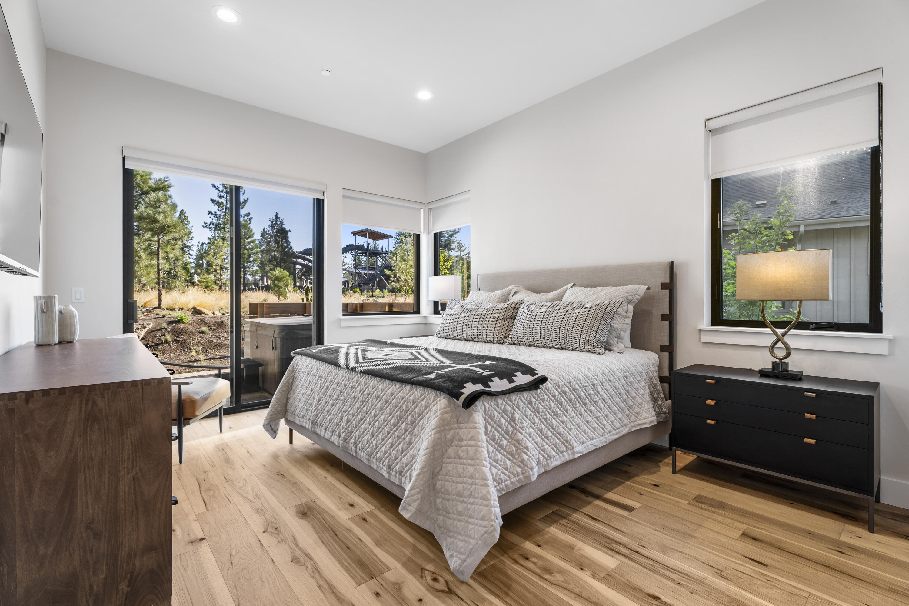 18196 Forestbrook Loop, 17