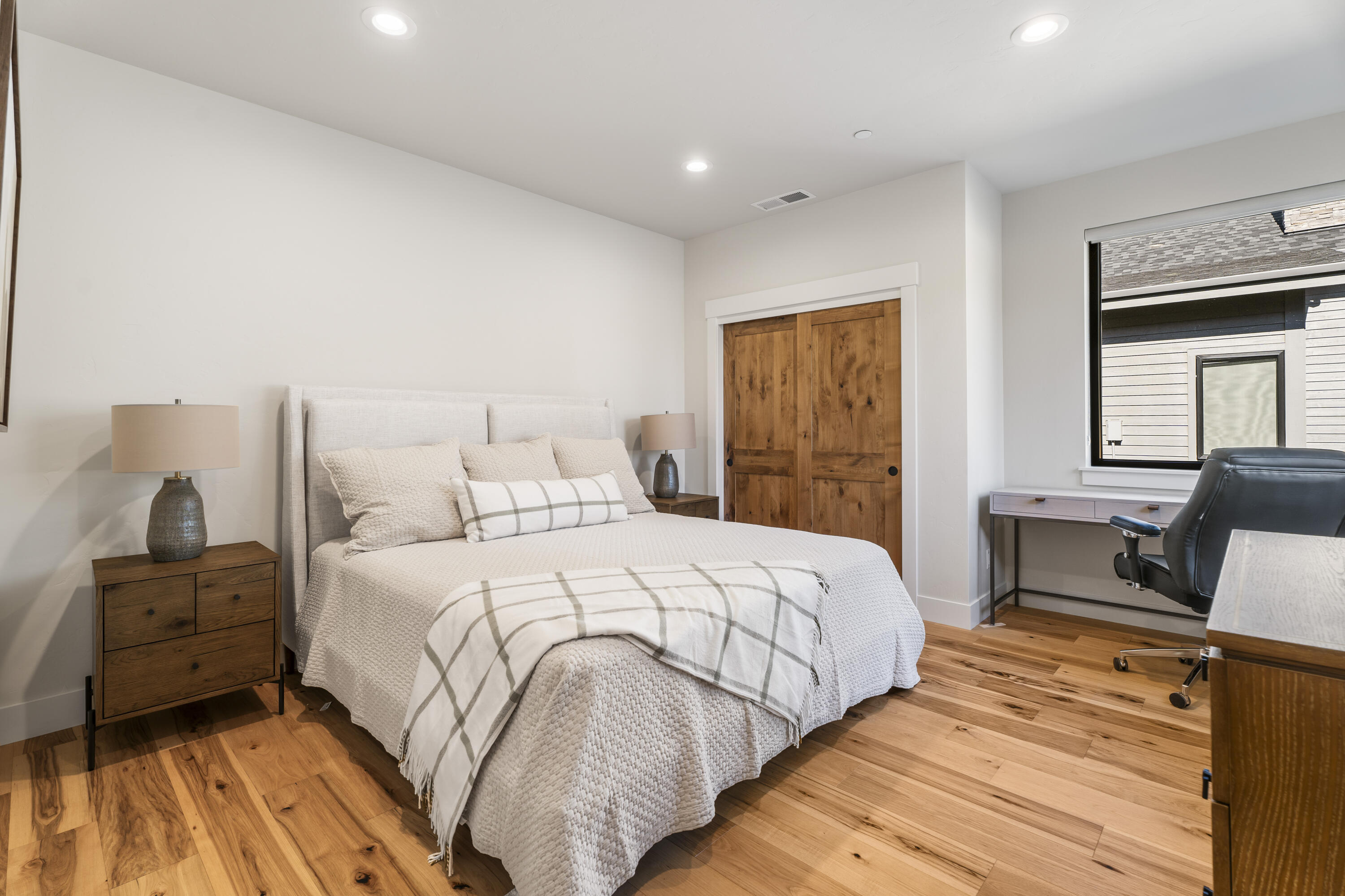 18196 Forestbrook Loop, 17
