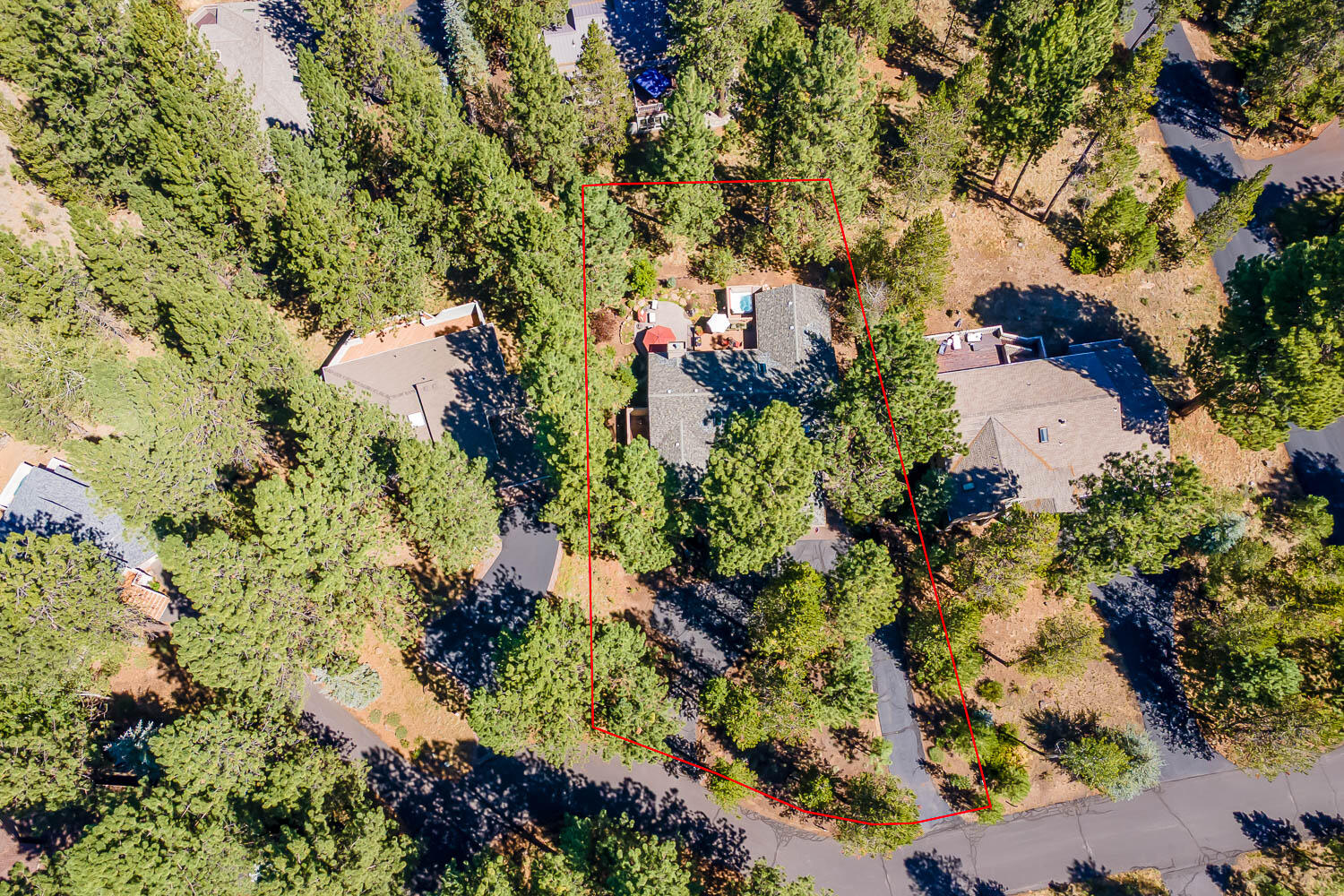 17956 Shadow Lane, 9