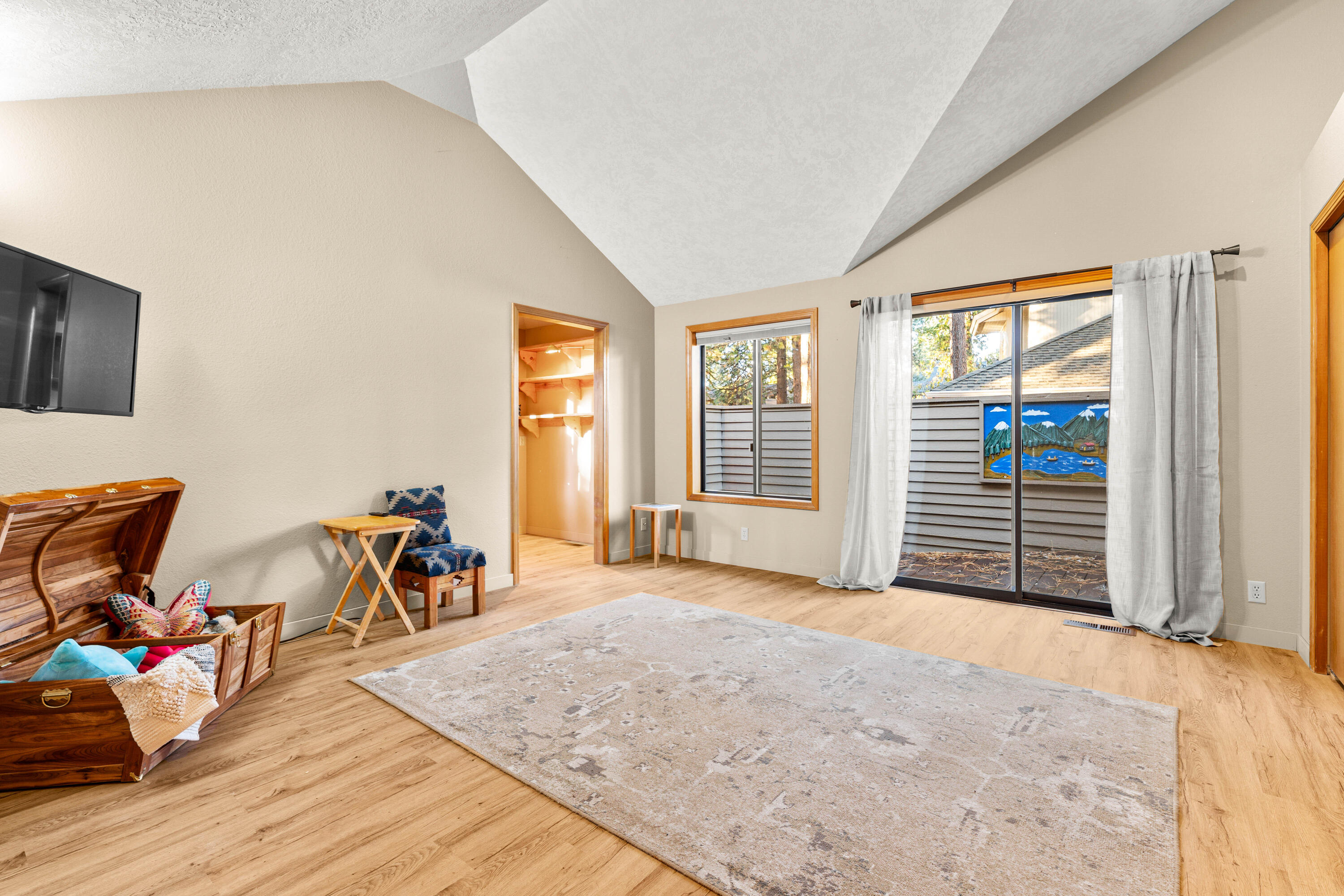 17956 Shadow Lane, 9