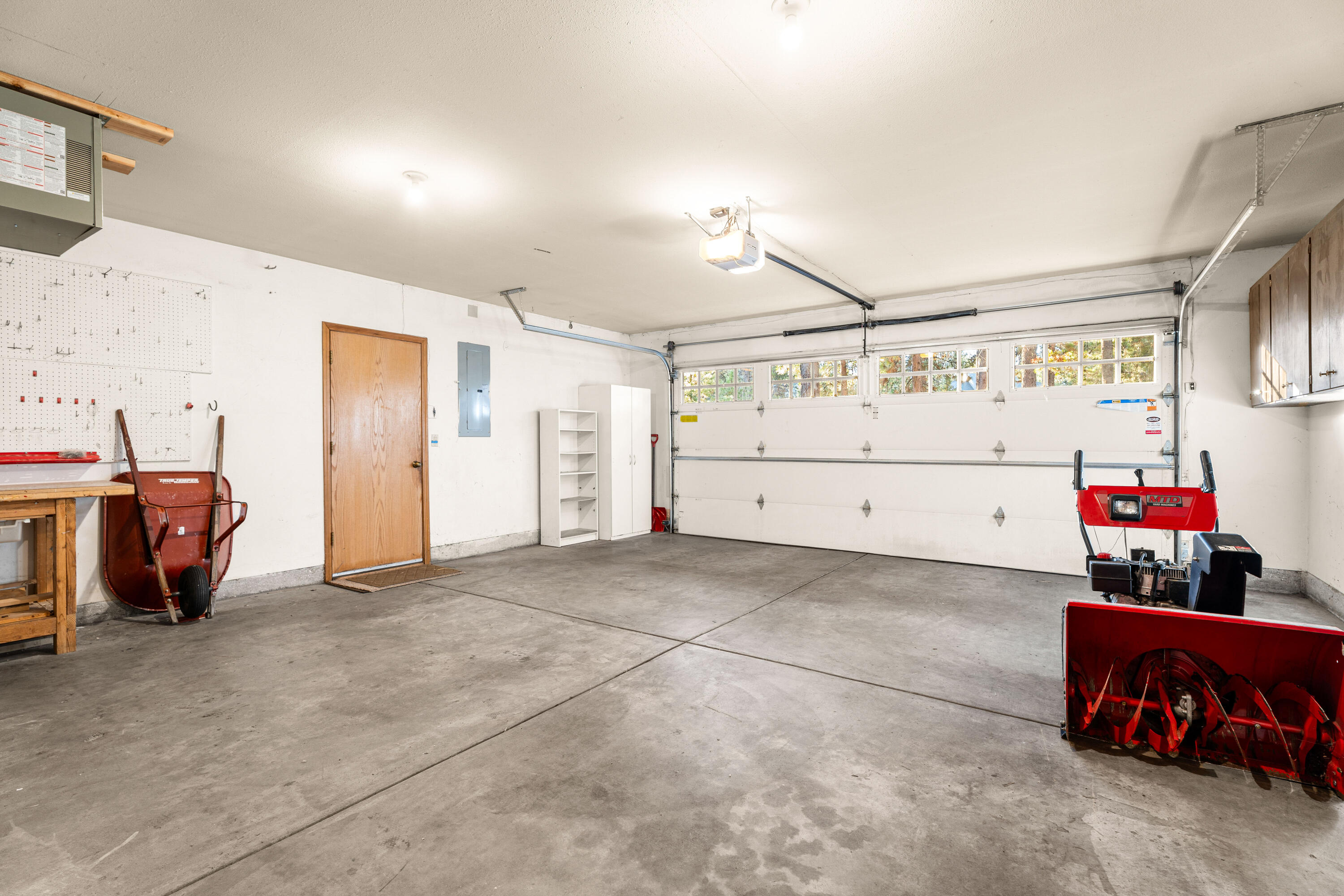 17956 Shadow Lane, 9