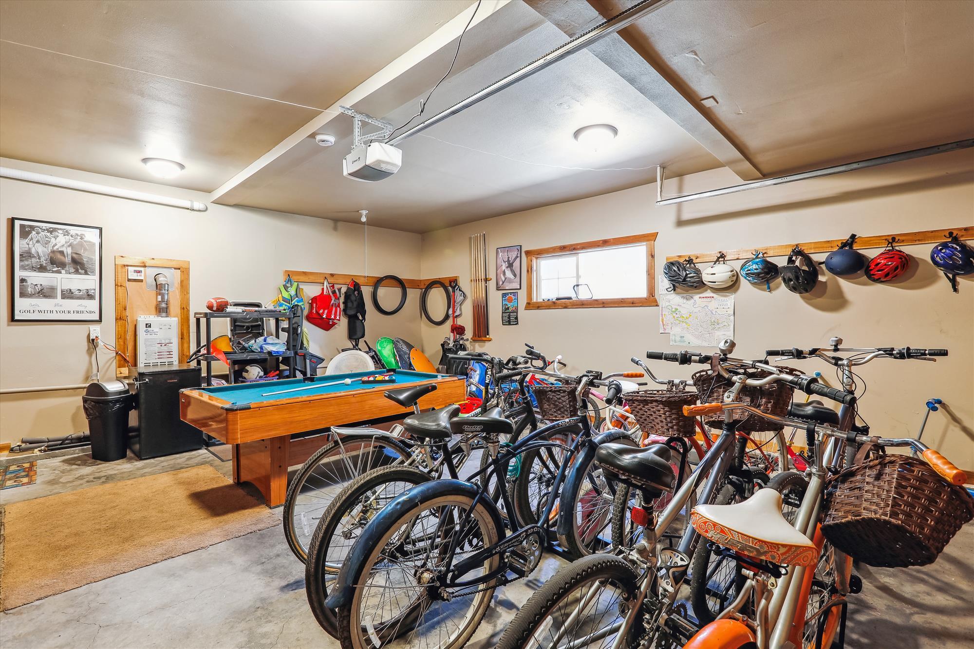 17755 Malheur Lane, 19