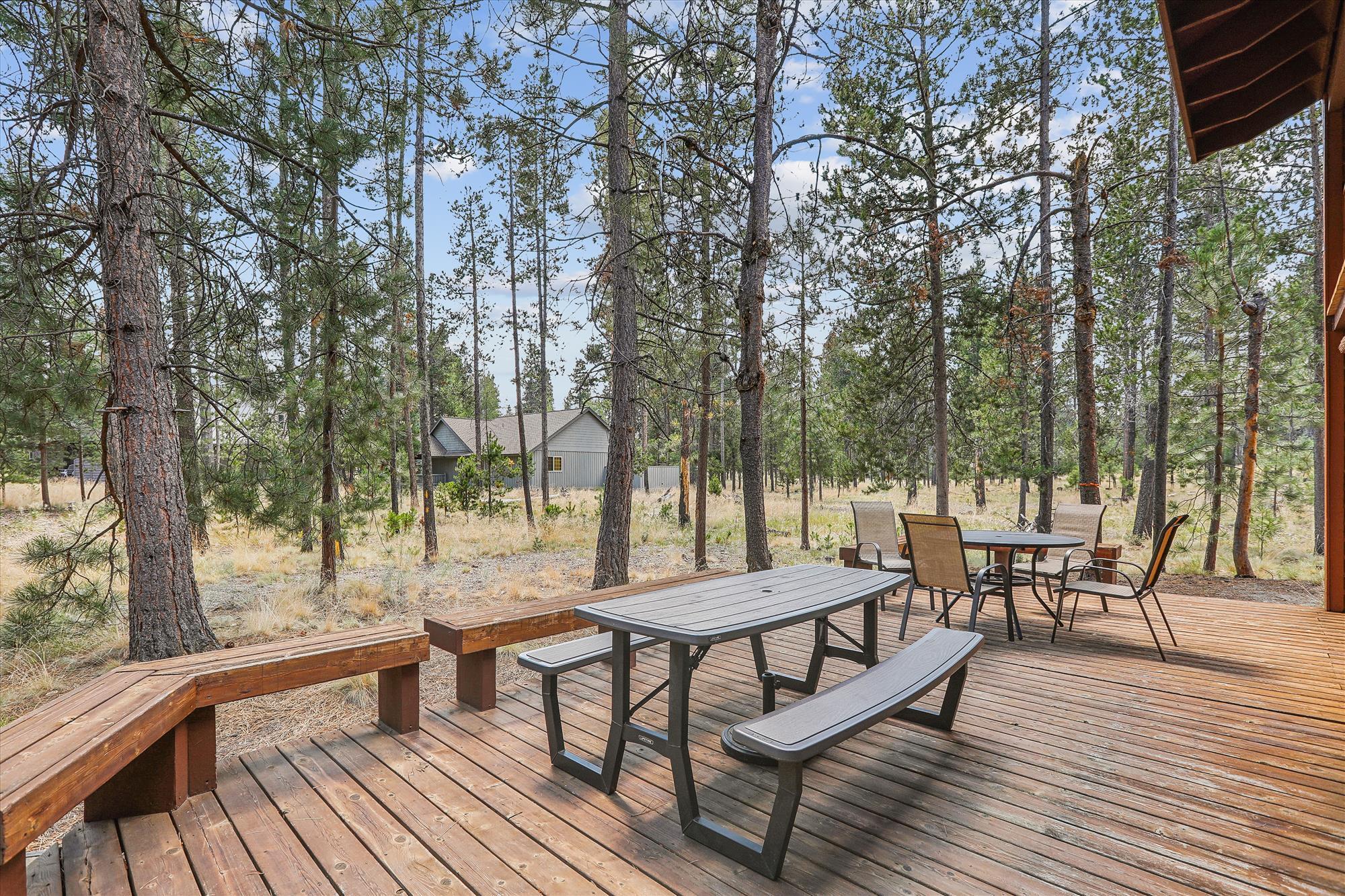 17755 Malheur Lane, 19