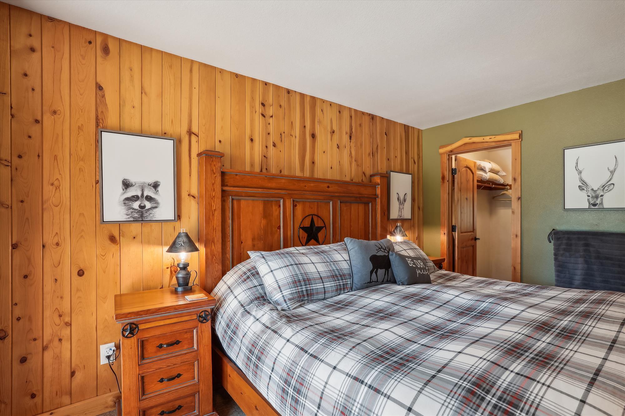 17755 Malheur Lane, 19