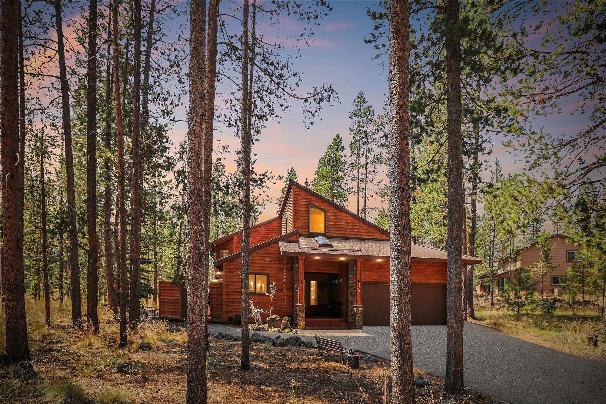 17755 Malheur Lane, 19