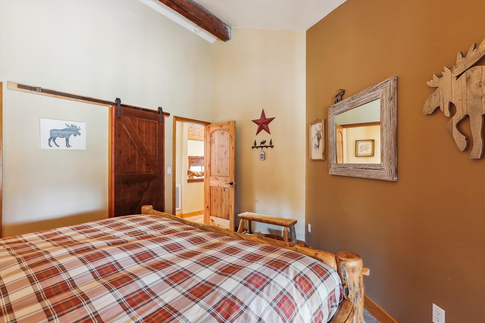 17755 Malheur Lane, 19