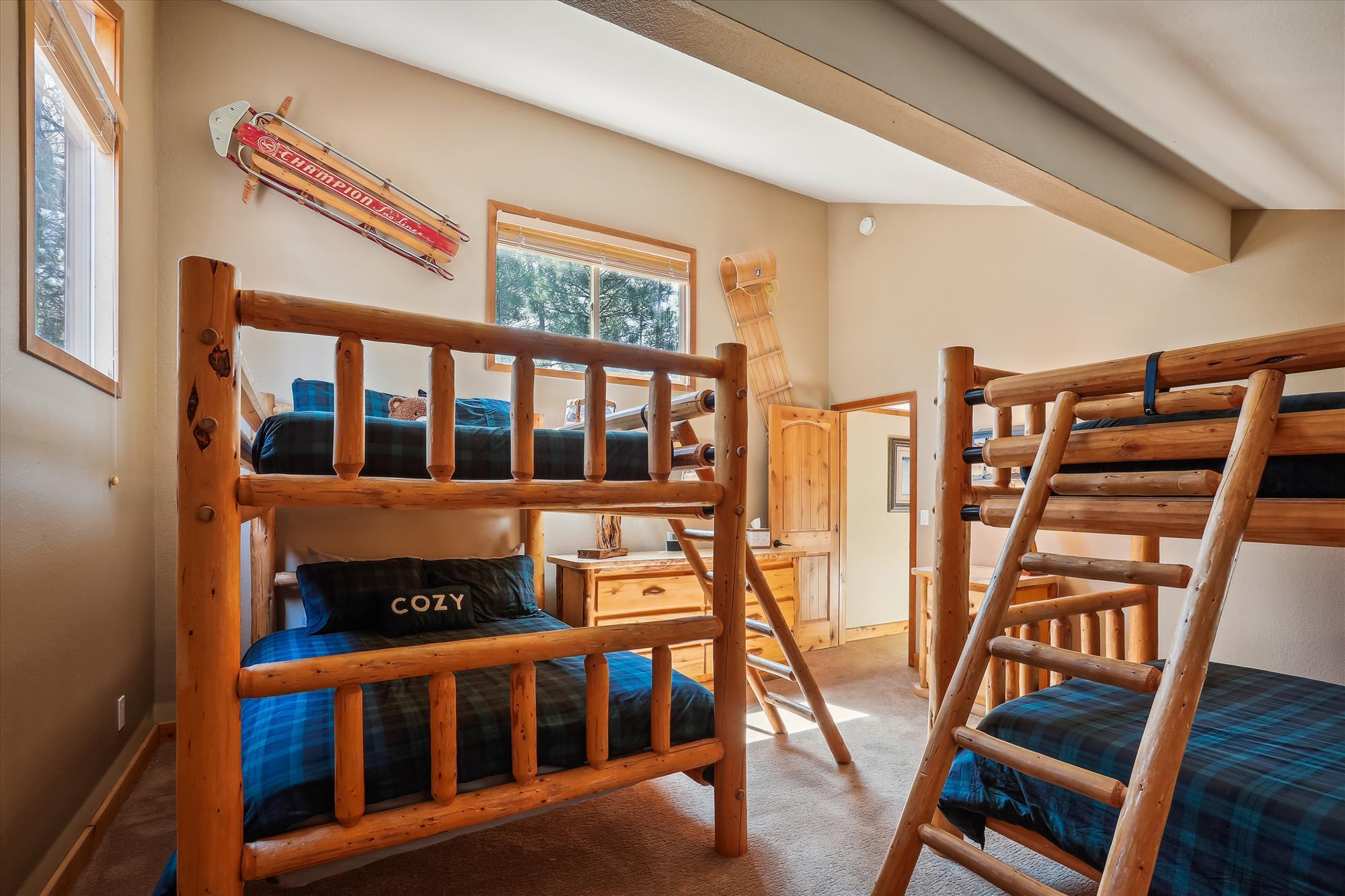 17755 Malheur Lane, 19