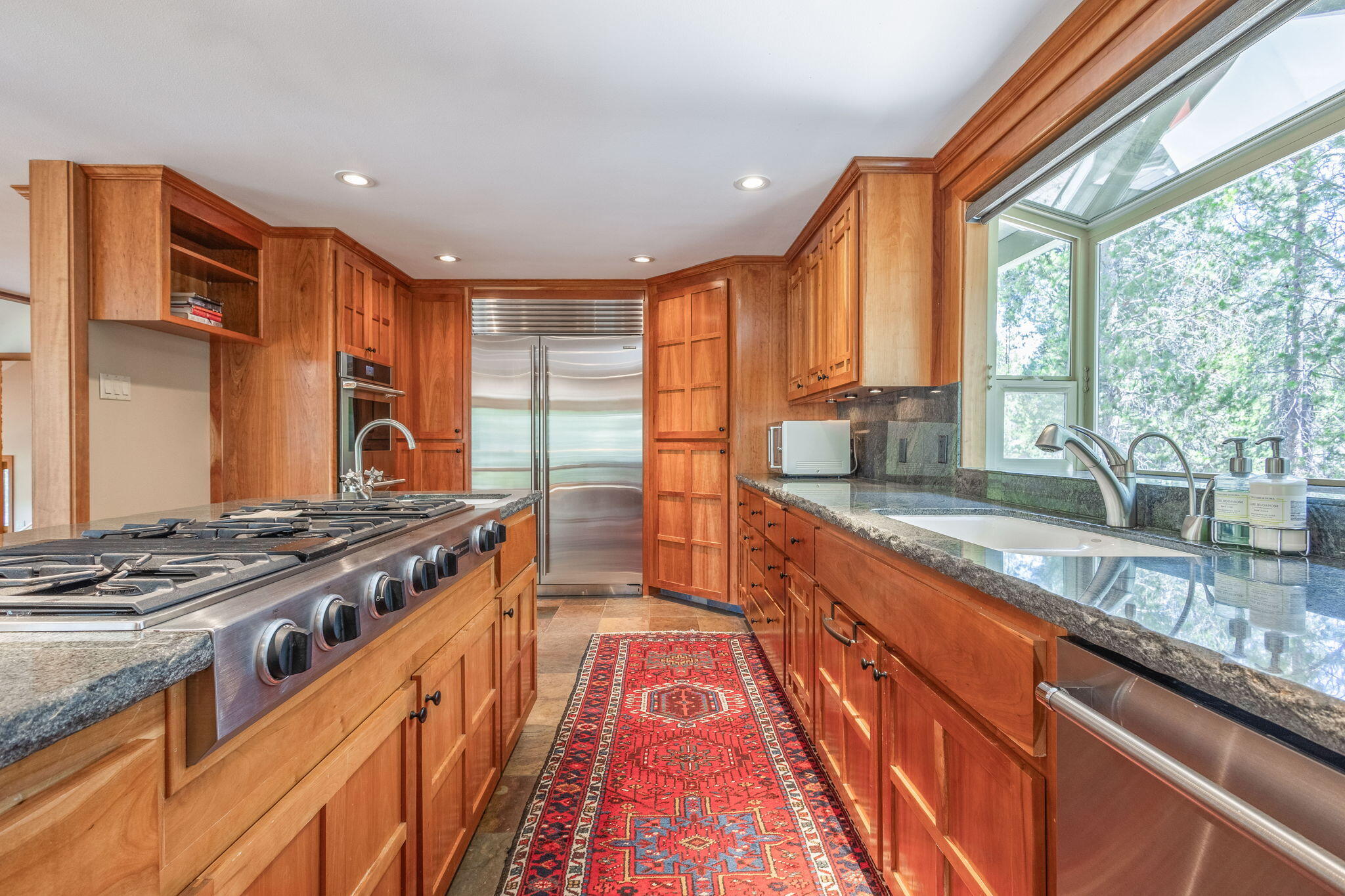 56835 Deschutes Lane, 10 10