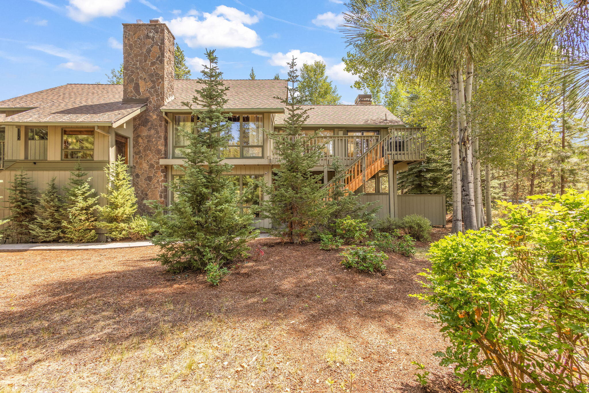 56835 Deschutes Lane, 10 10