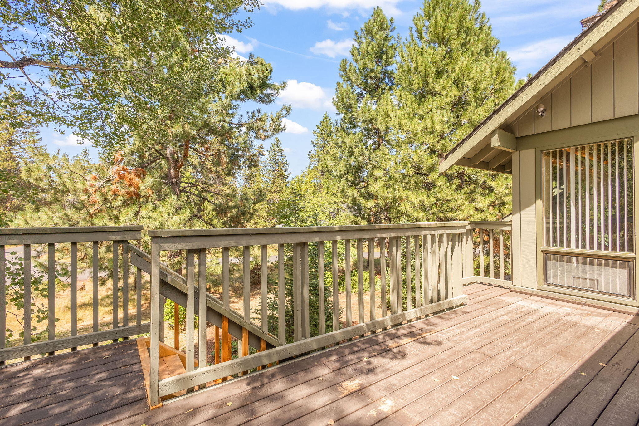 56835 Deschutes Lane, 10 10