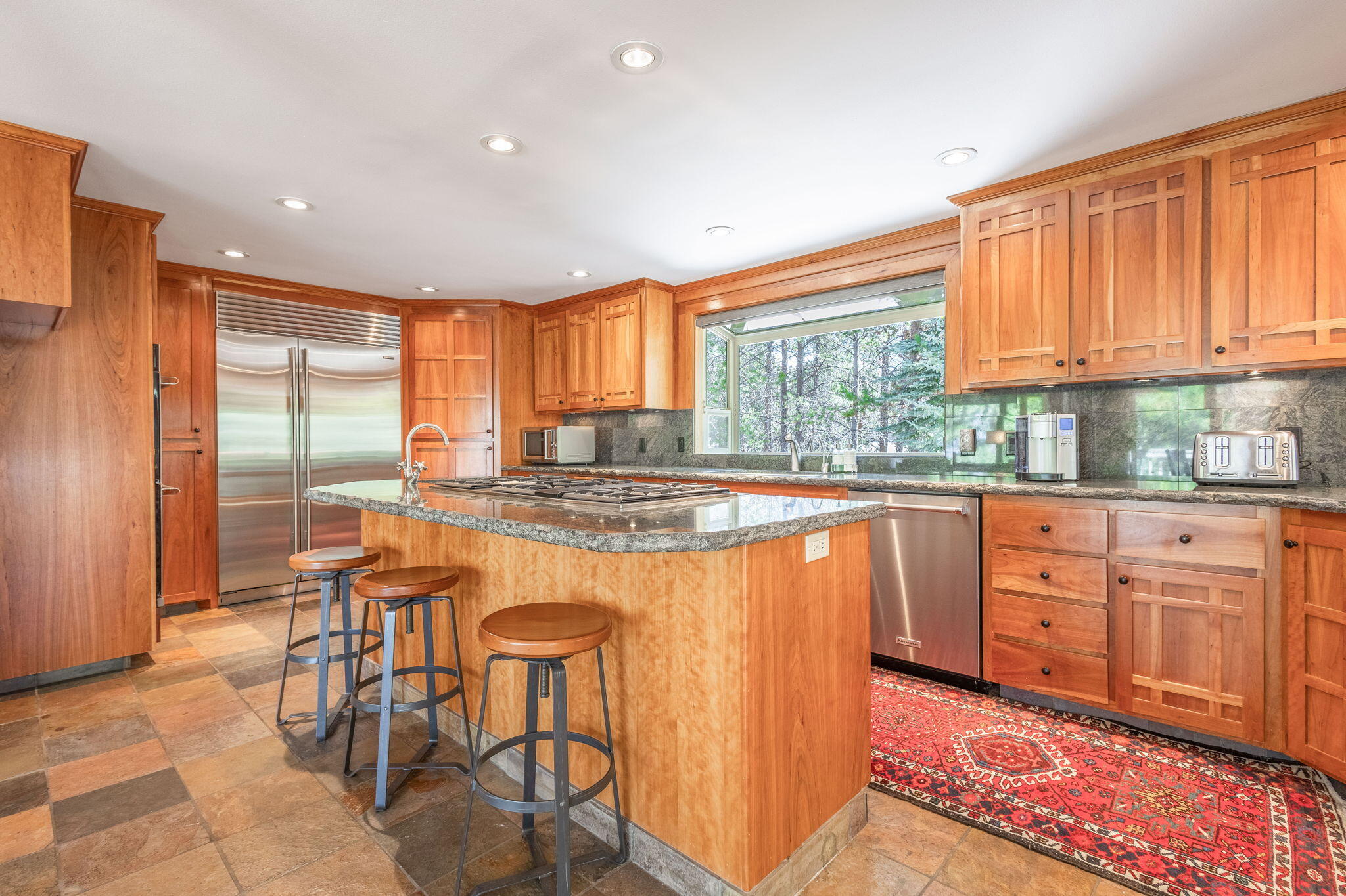 56835 Deschutes Lane, 10 10