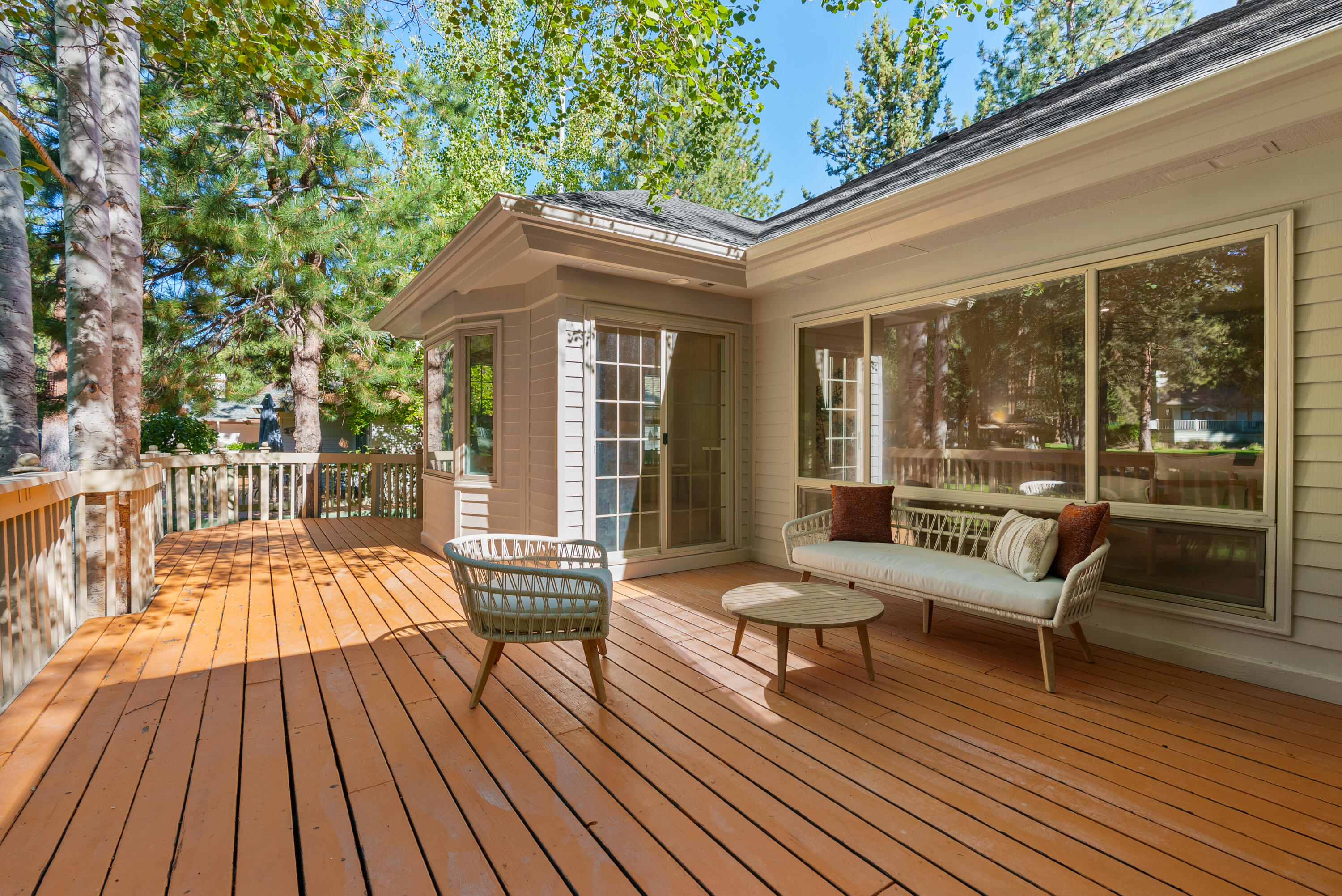 60836 Willow Creek Loop