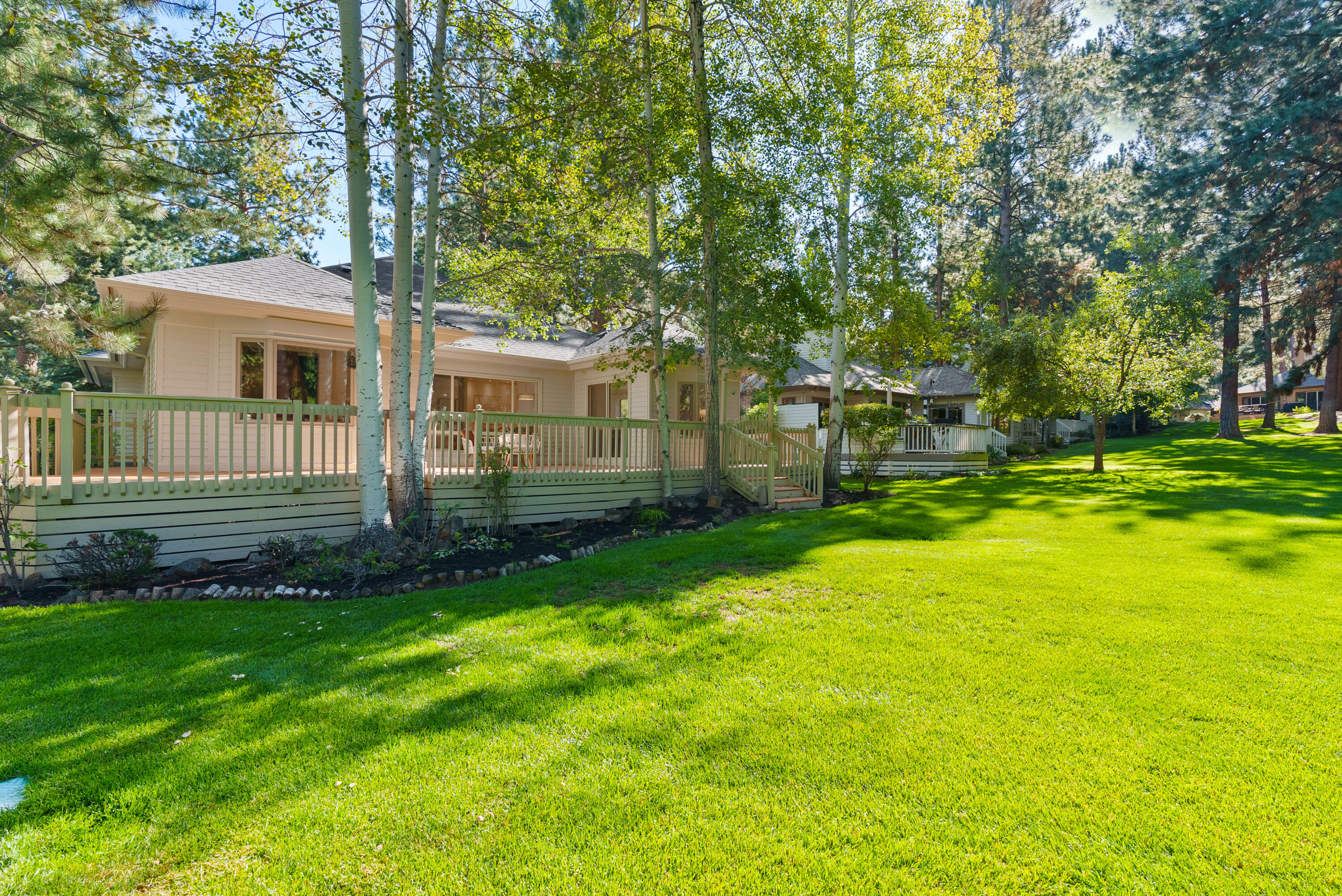 60836 Willow Creek Loop