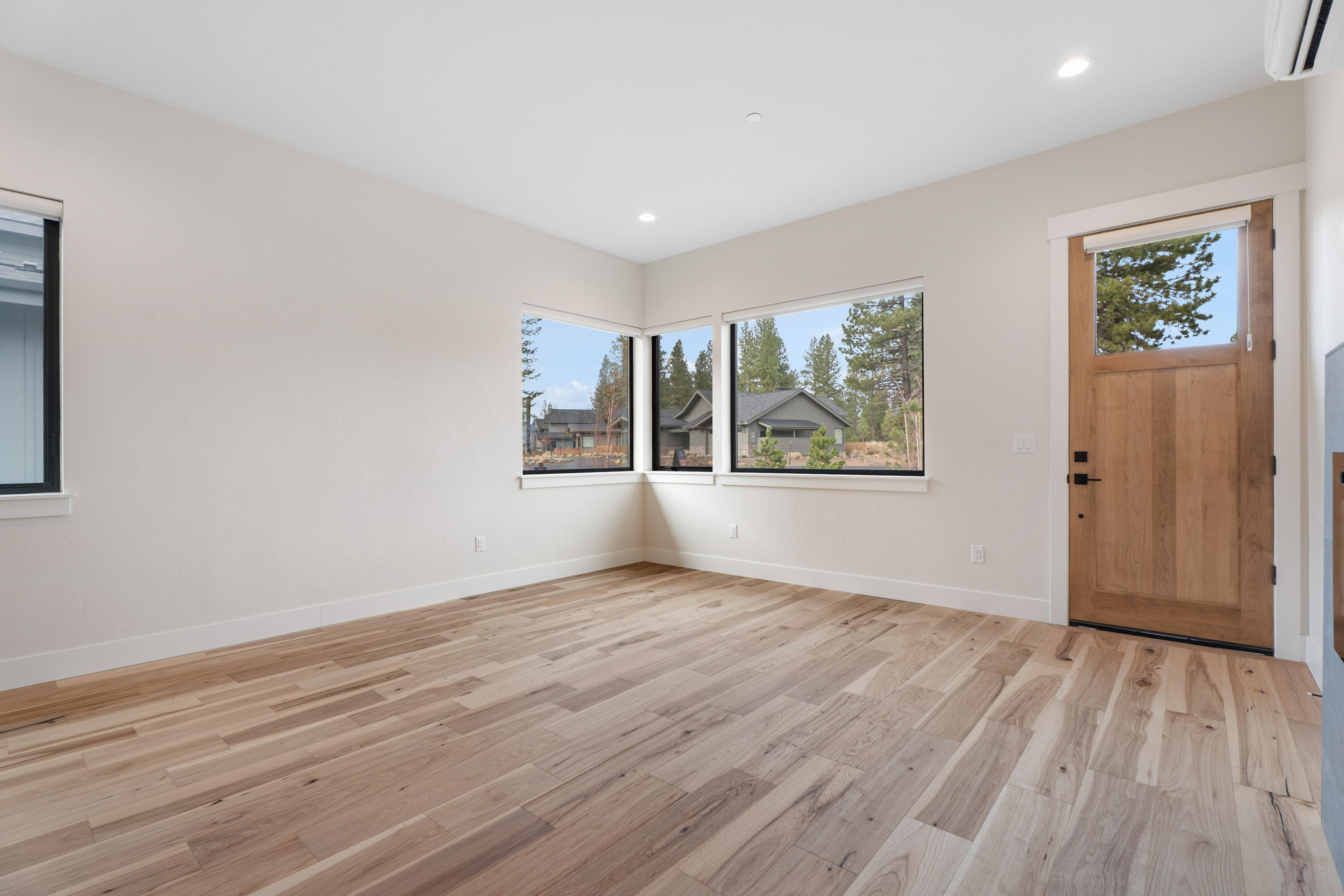 18245 Forestbrook Loop, 23